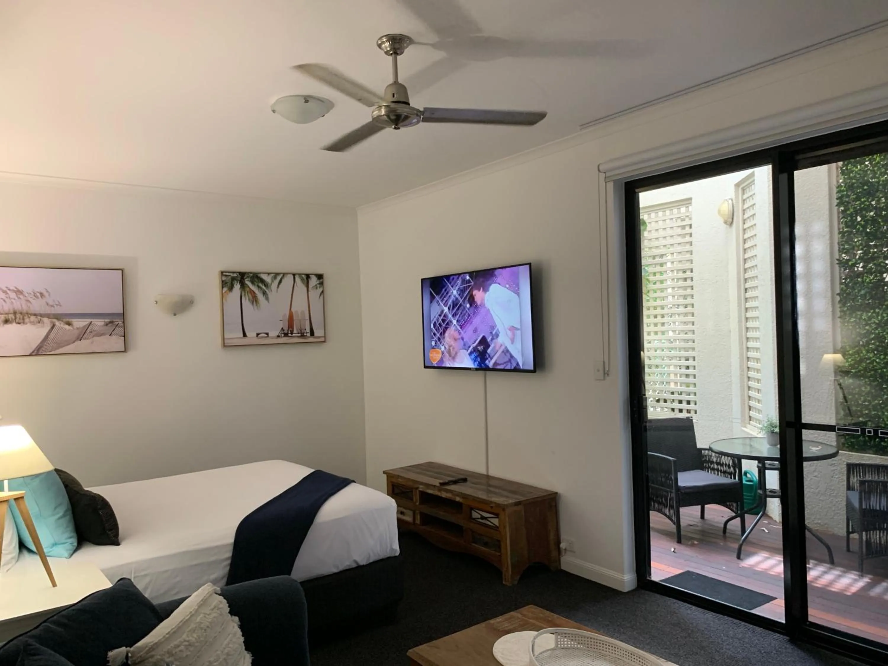 Photo of the whole room, Bed in The Mediterranean Port Douglas
