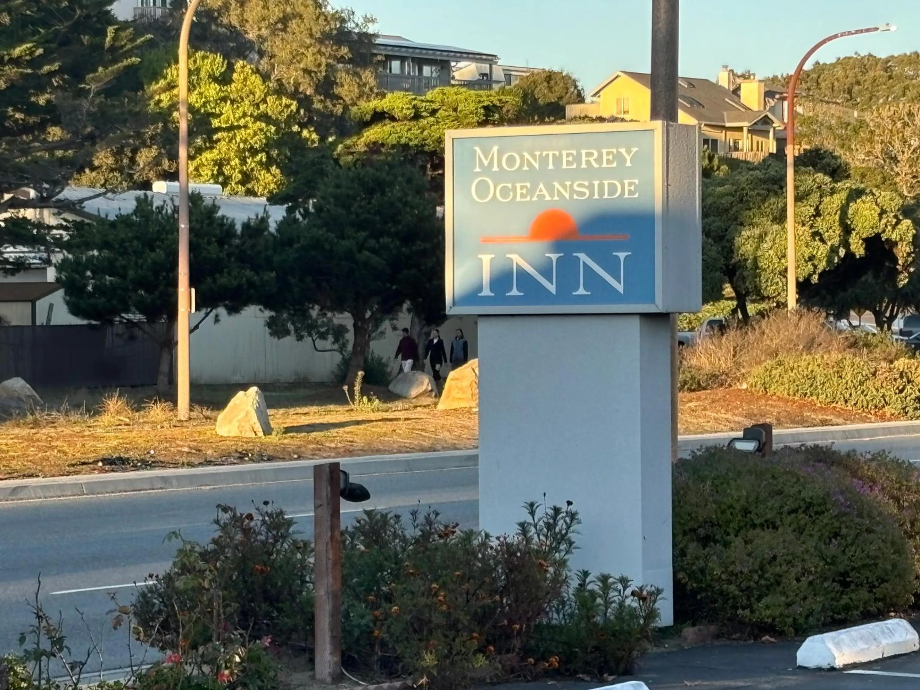 Monterey Oceanside Inn