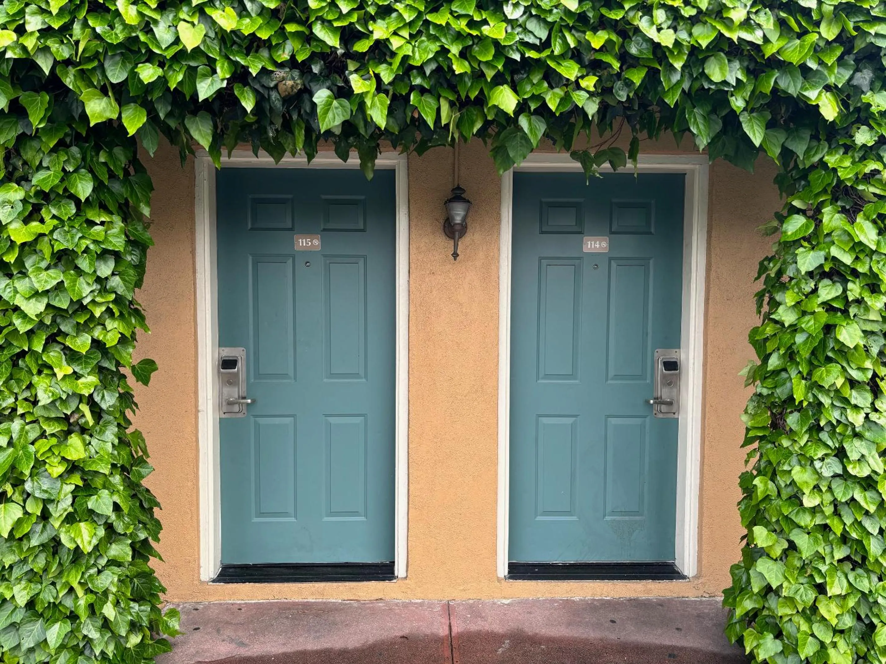 Monterey Oceanside Inn