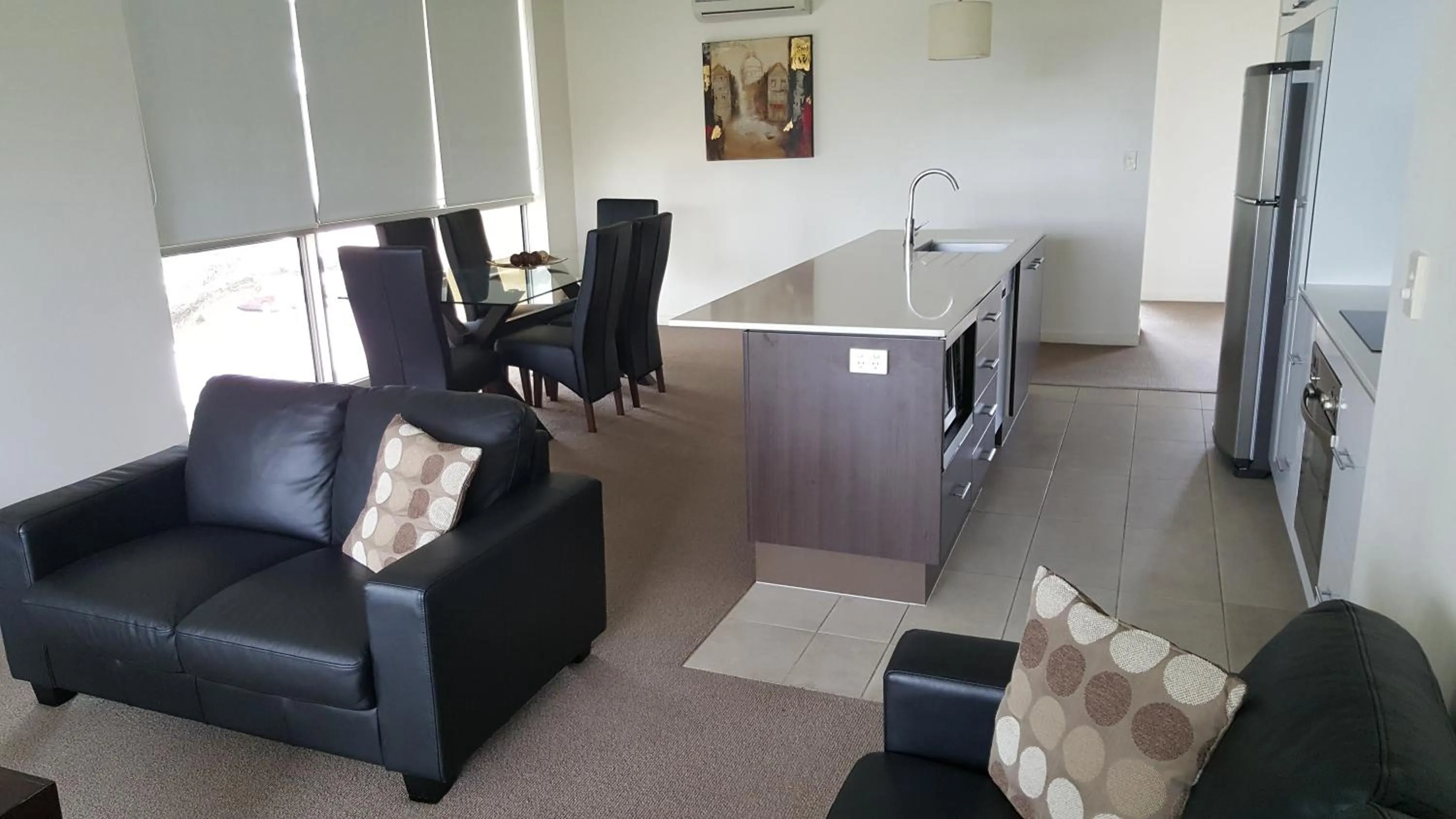 Kitchen or kitchenette in Itara Apartments