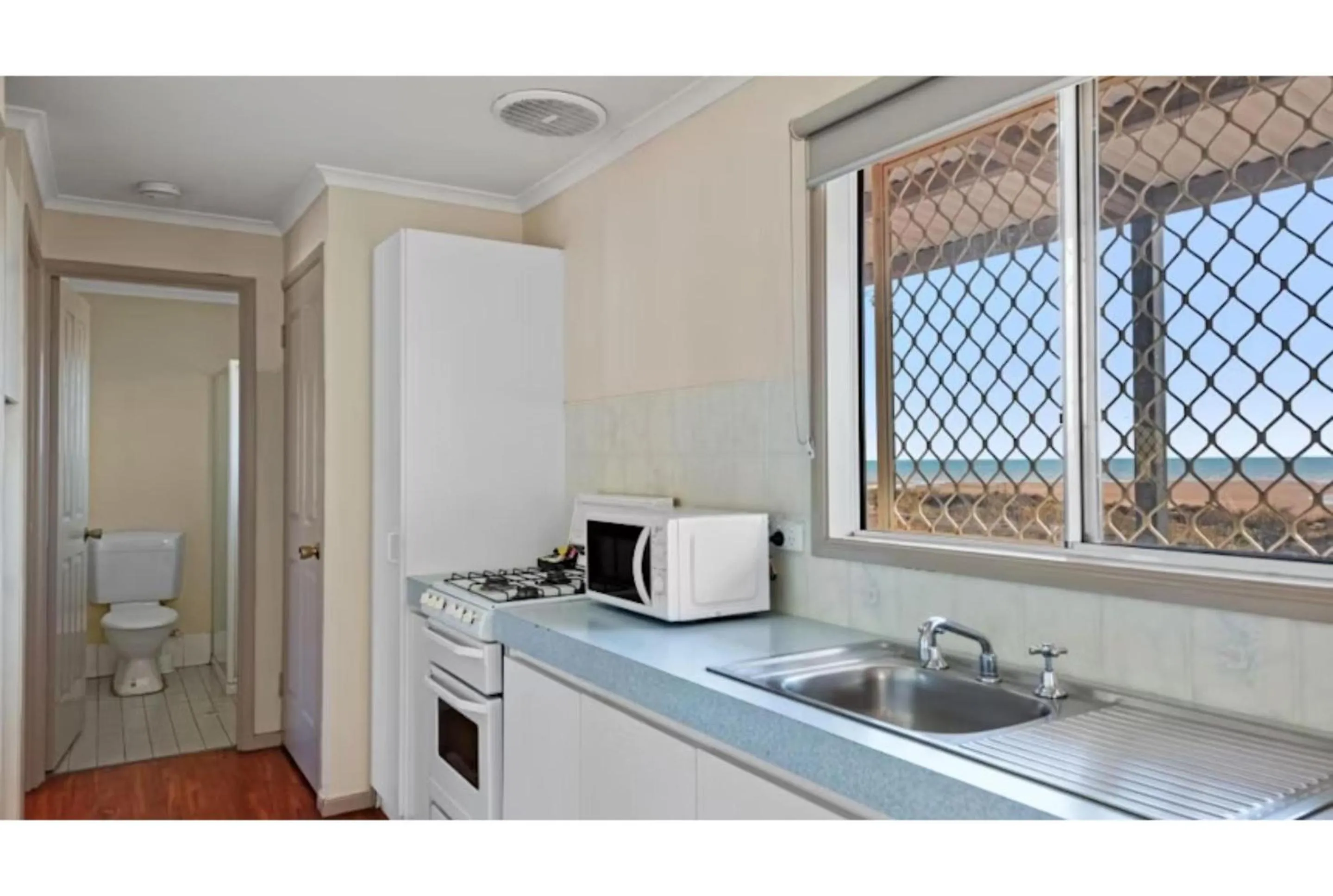 kitchen in Discovery Parks - Port Hedland