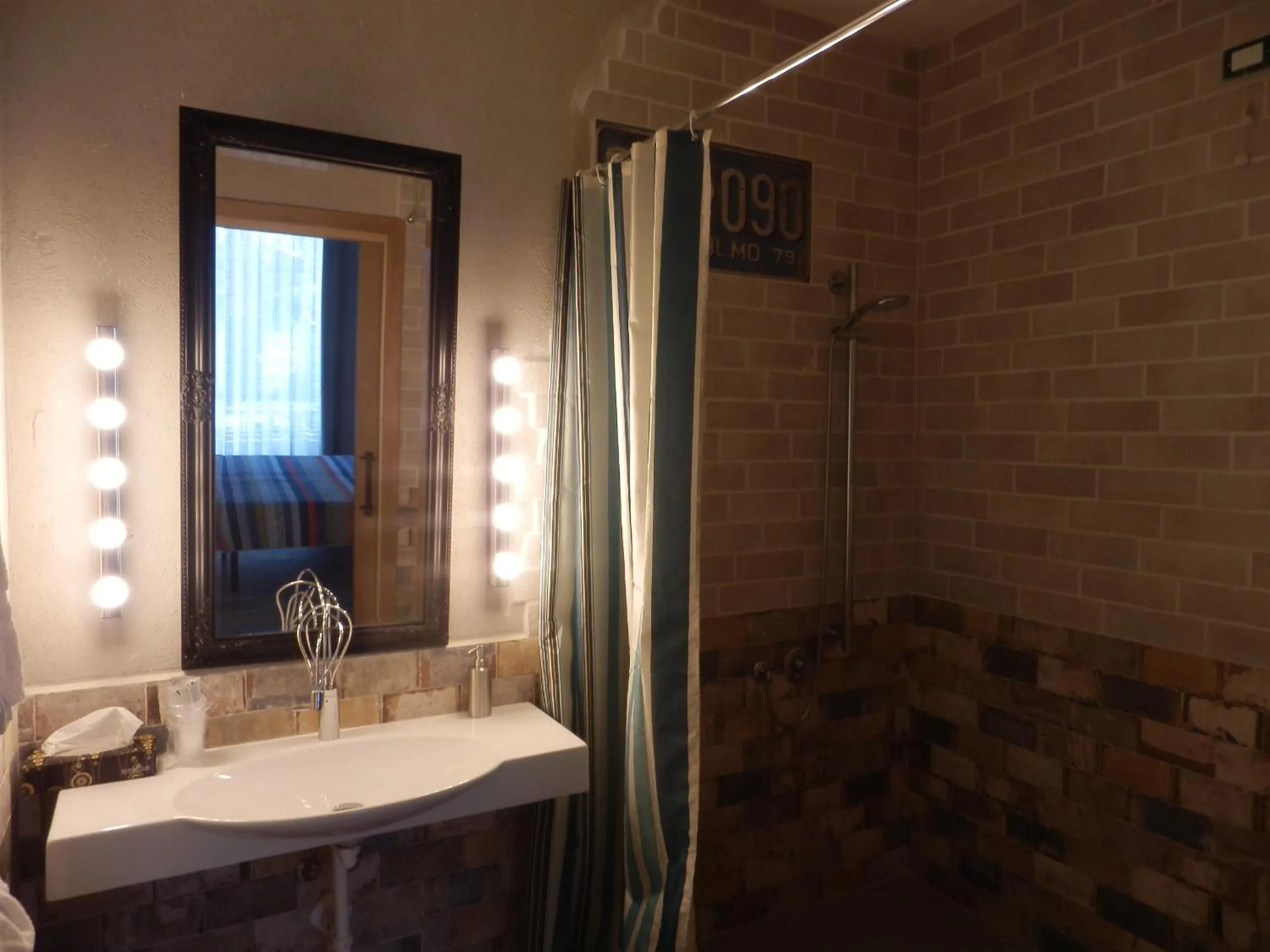 Bathroom in BB SharingLoft Sirmione