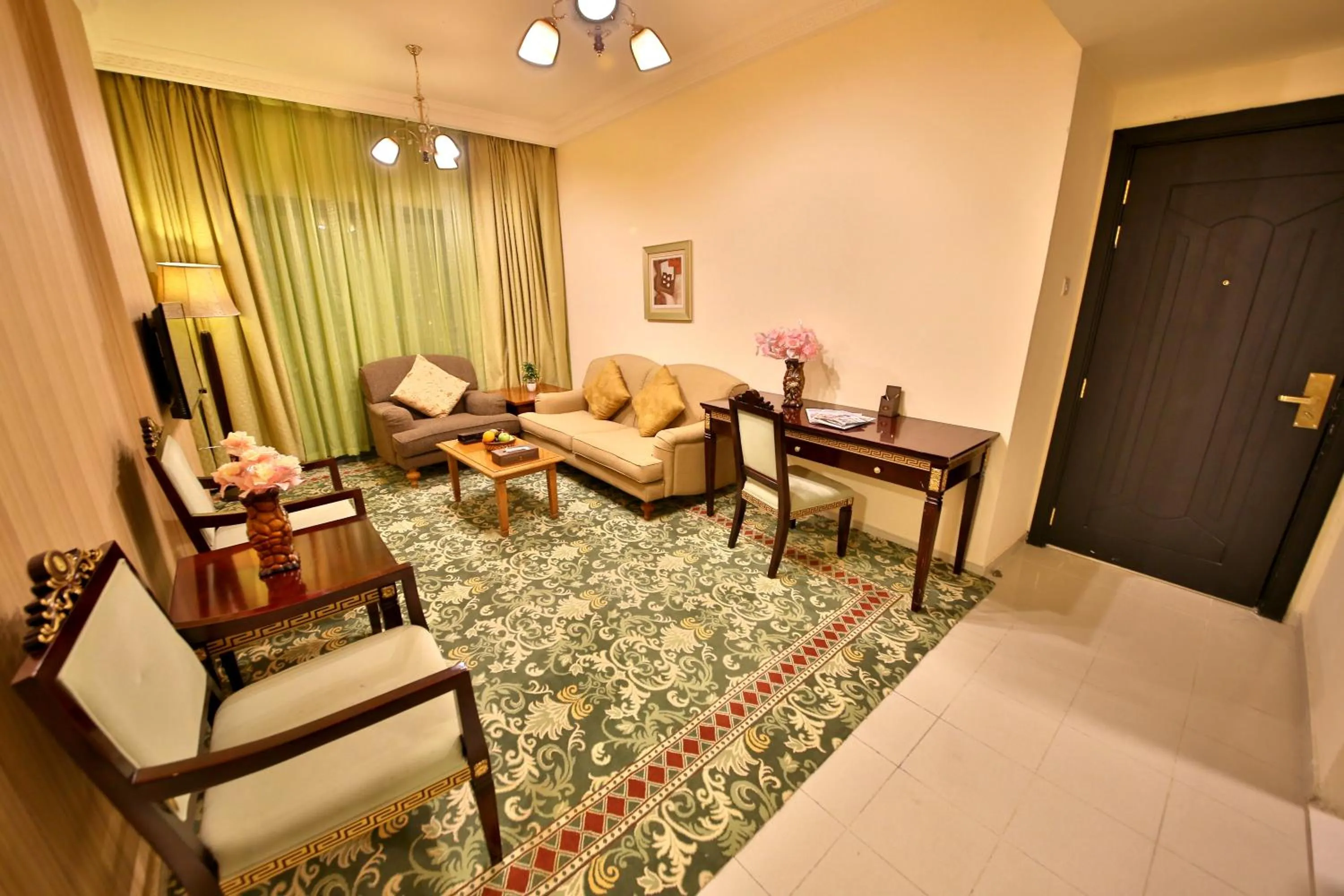 Living room in Midtown Furnished Apartments