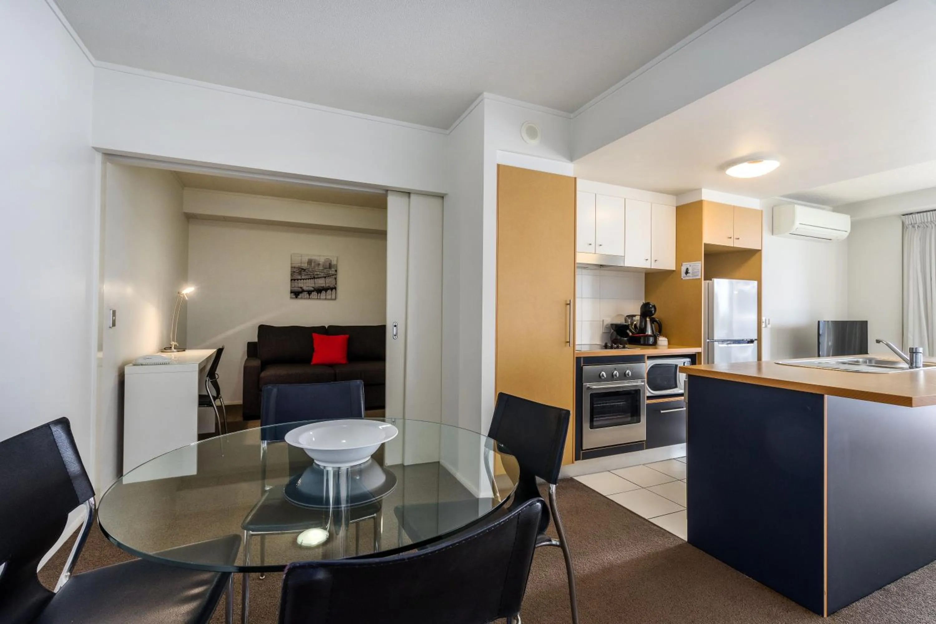 Kitchen or kitchenette in The Docks On Goodwin