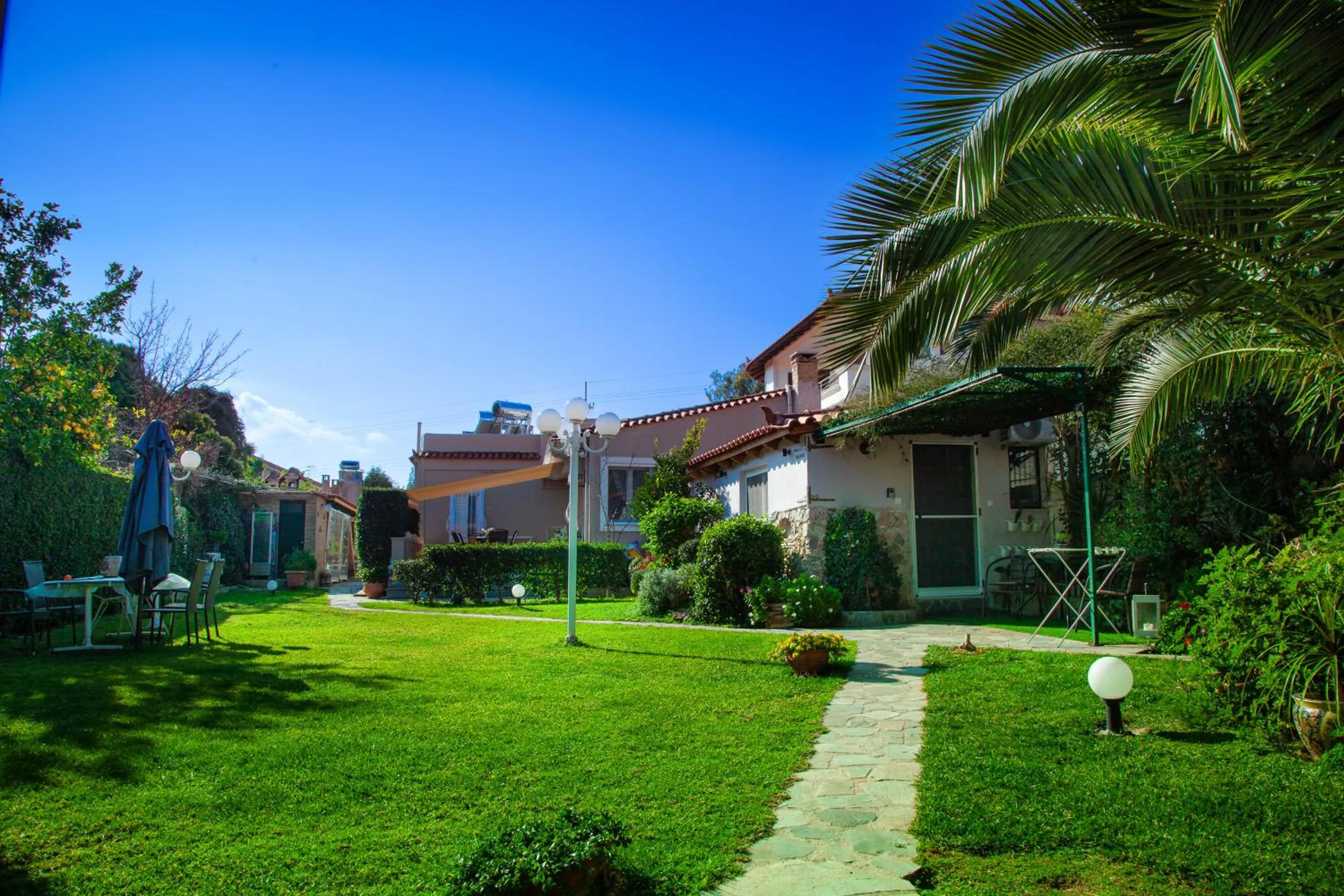 Garden in Natalie Apartments