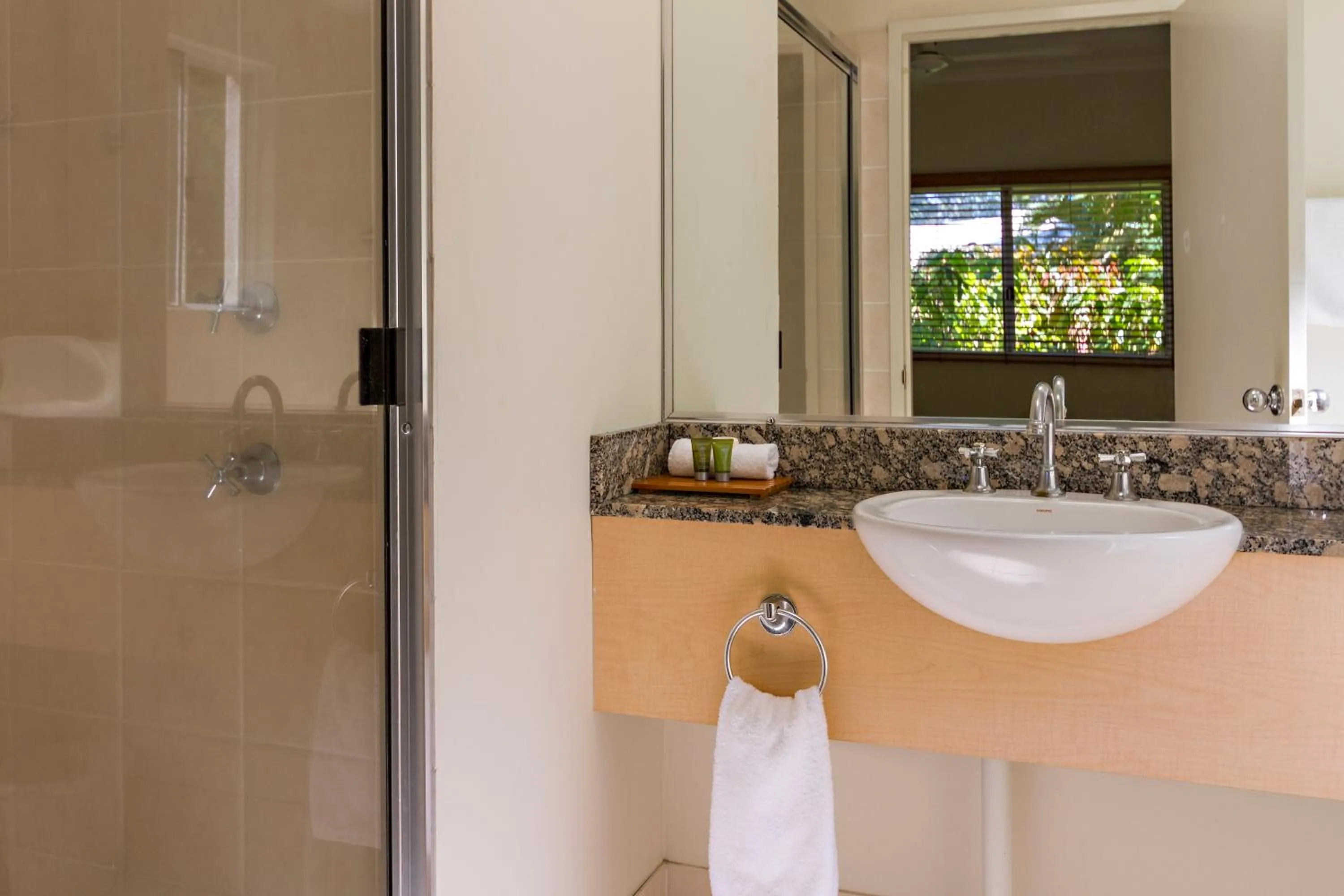 Bathroom in Port Douglas Plantation Resort