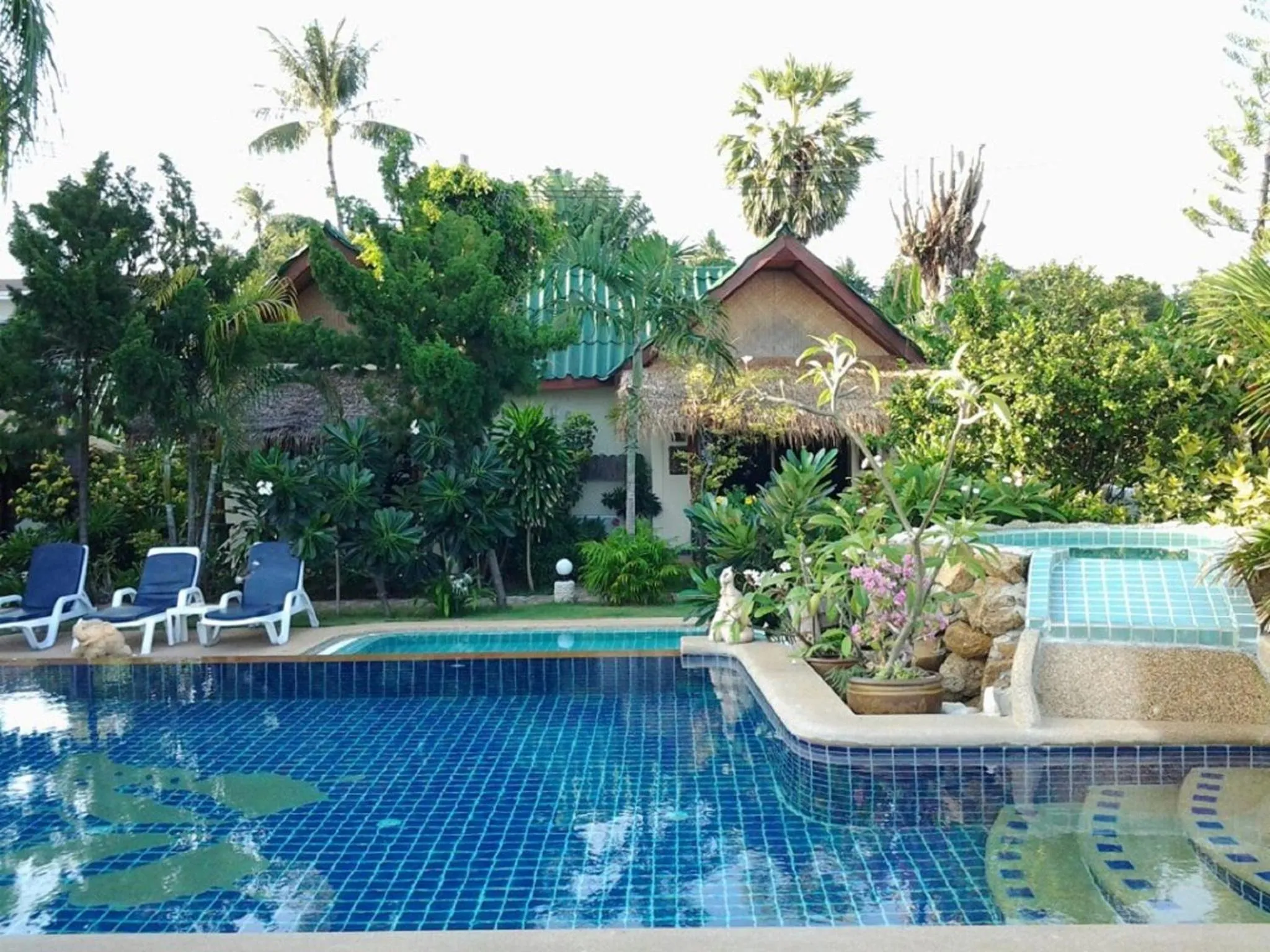 Swimming pool in Papillon Resort