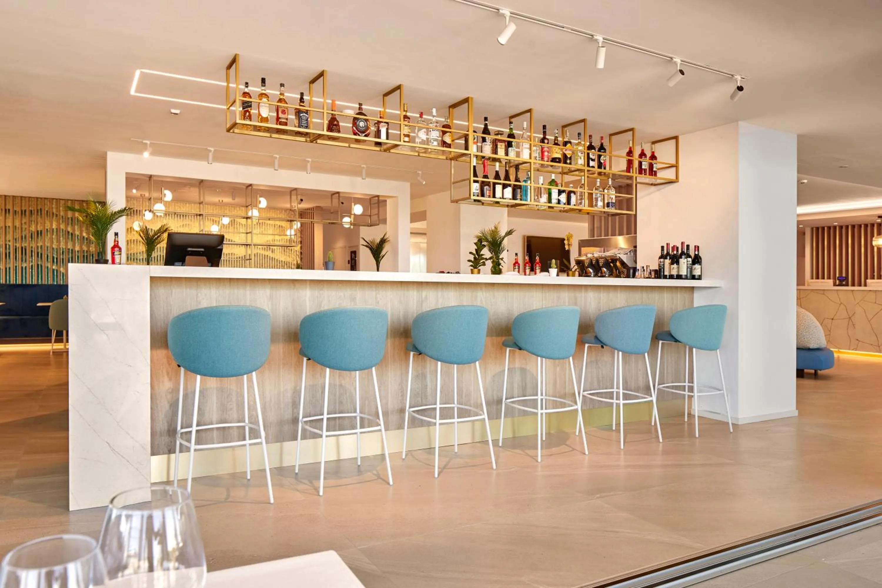 Lounge or bar in Riva Palace Hotel