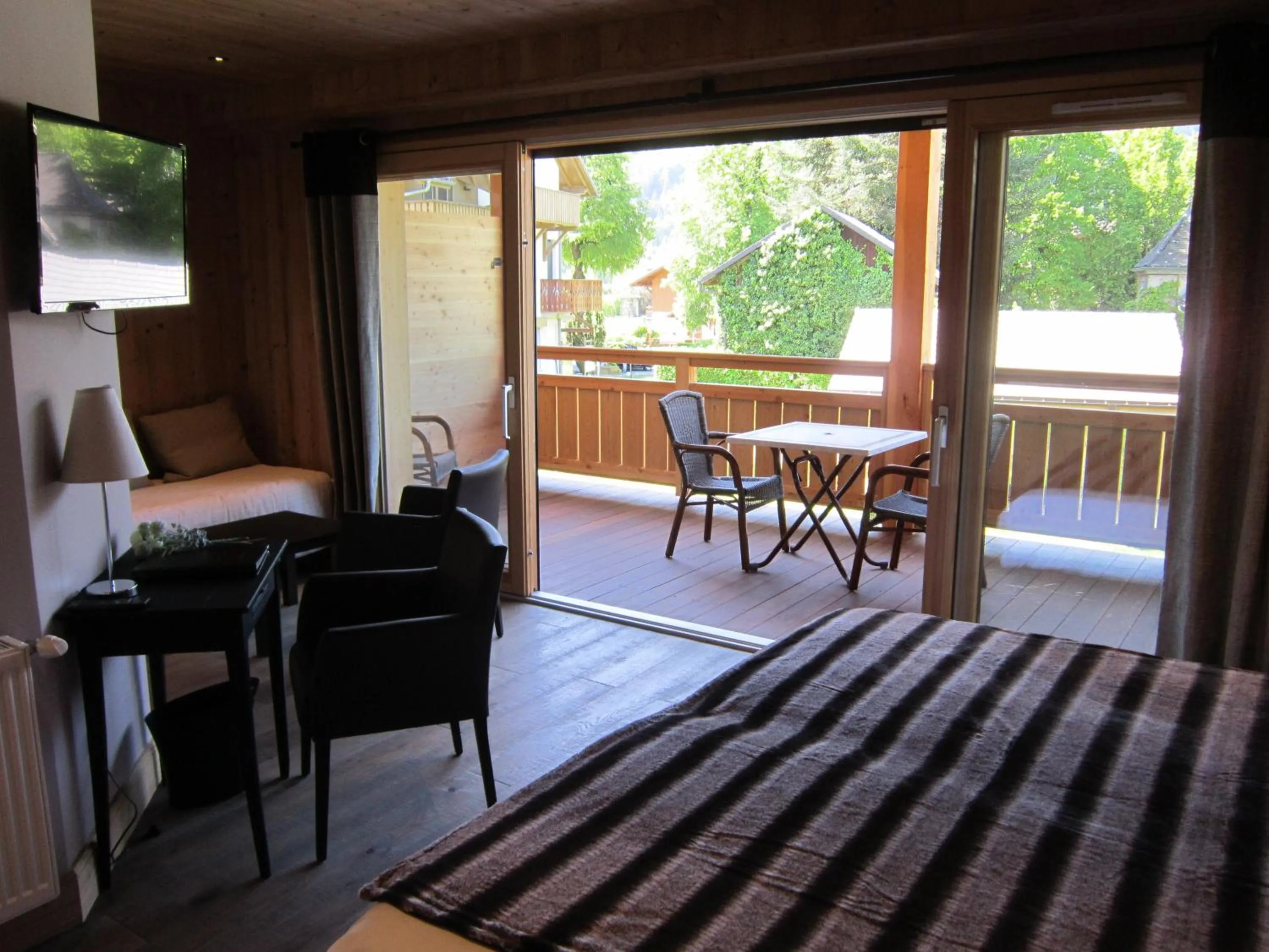 Bedroom in Logis Hotel Gai Soleil