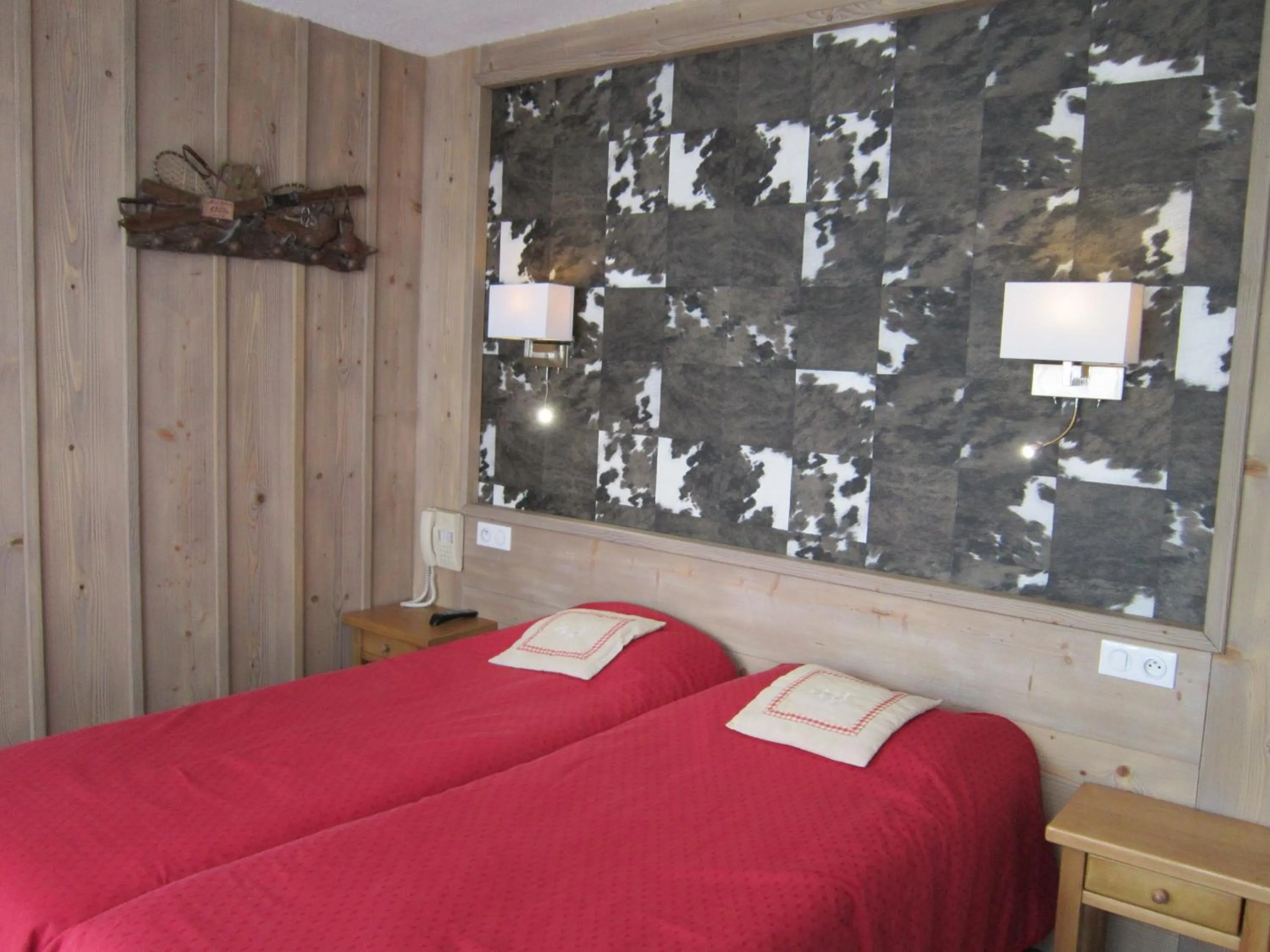 Photo of the whole room, Bed in Logis Hotel Gai Soleil
