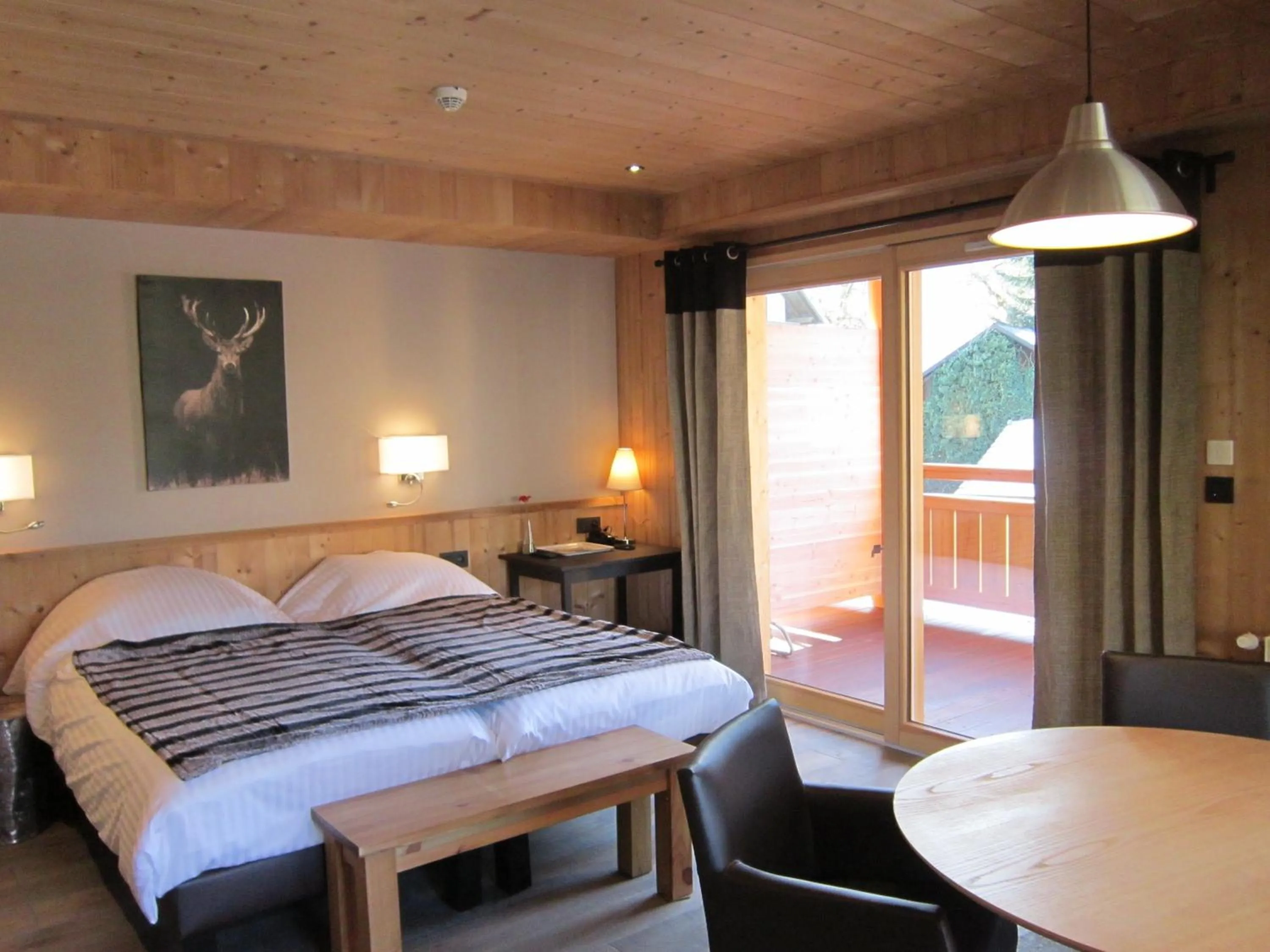 Bedroom, Bed in Logis Hotel Gai Soleil