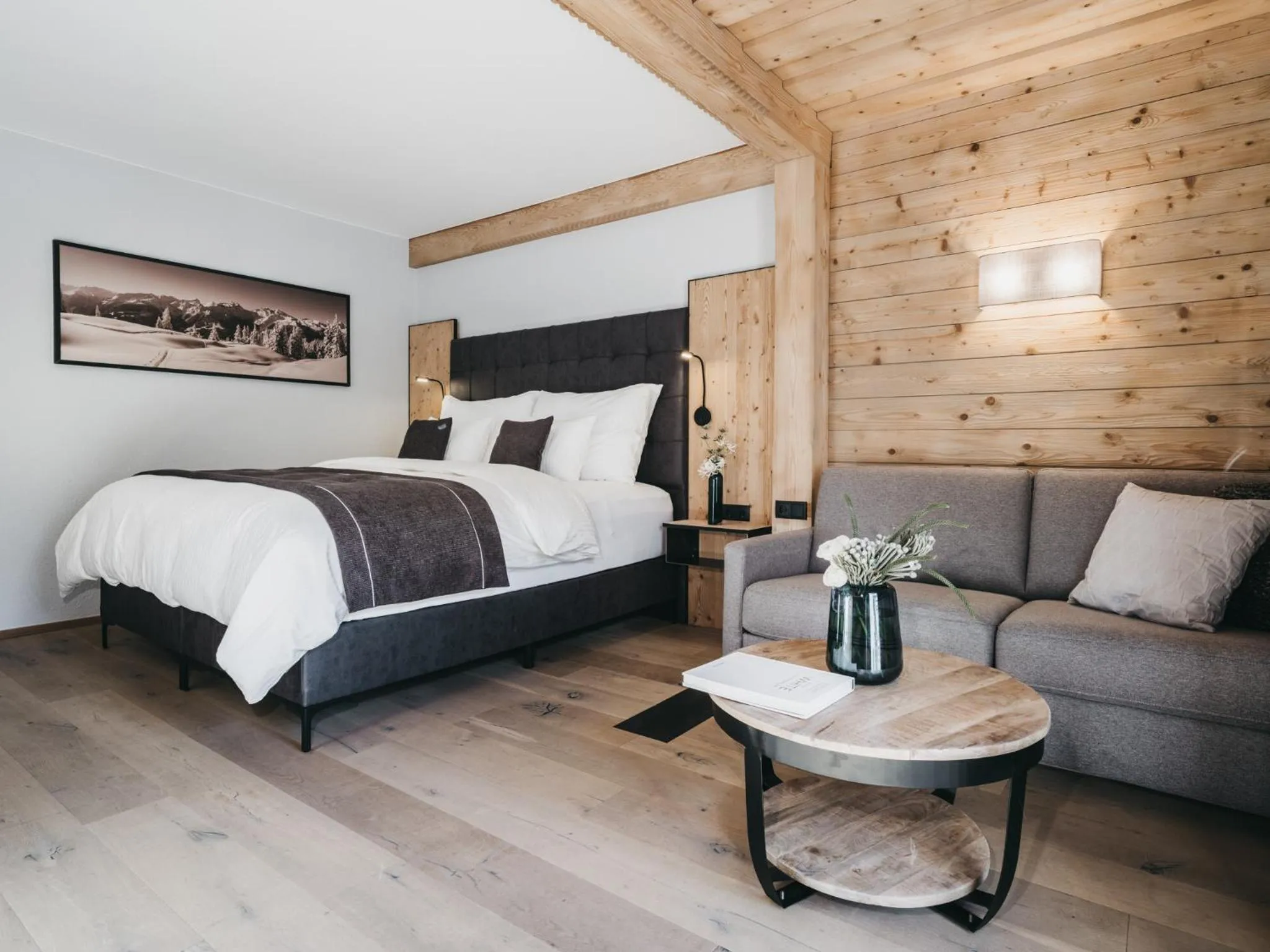 Photo of the whole room, Bed in VAYA Nauders