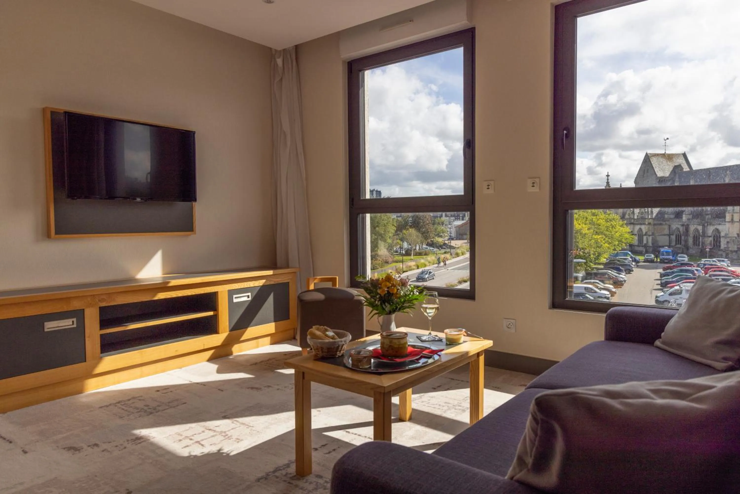 Seating area in Hotel Le Cercle