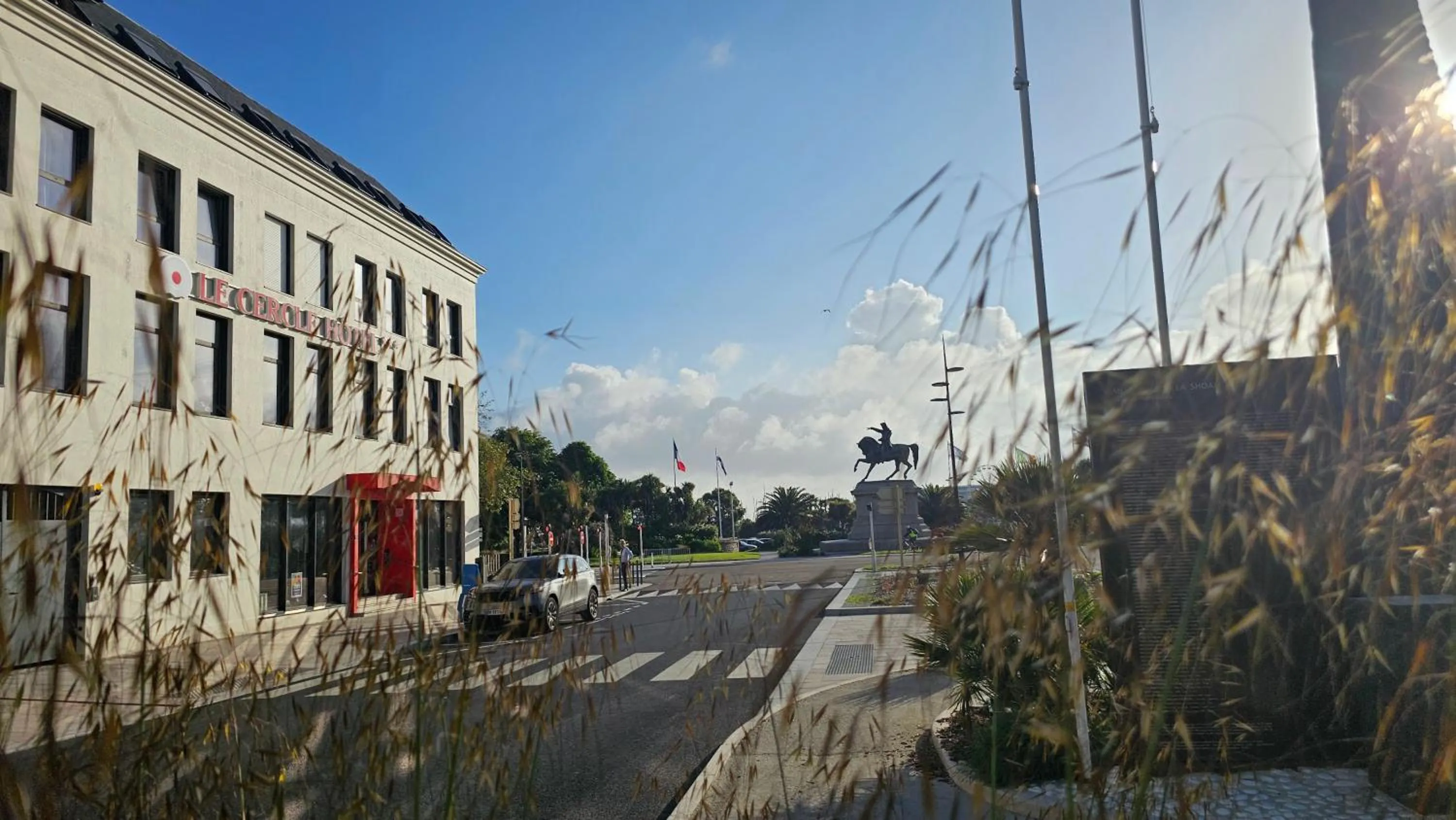 Property building in Hotel Le Cercle