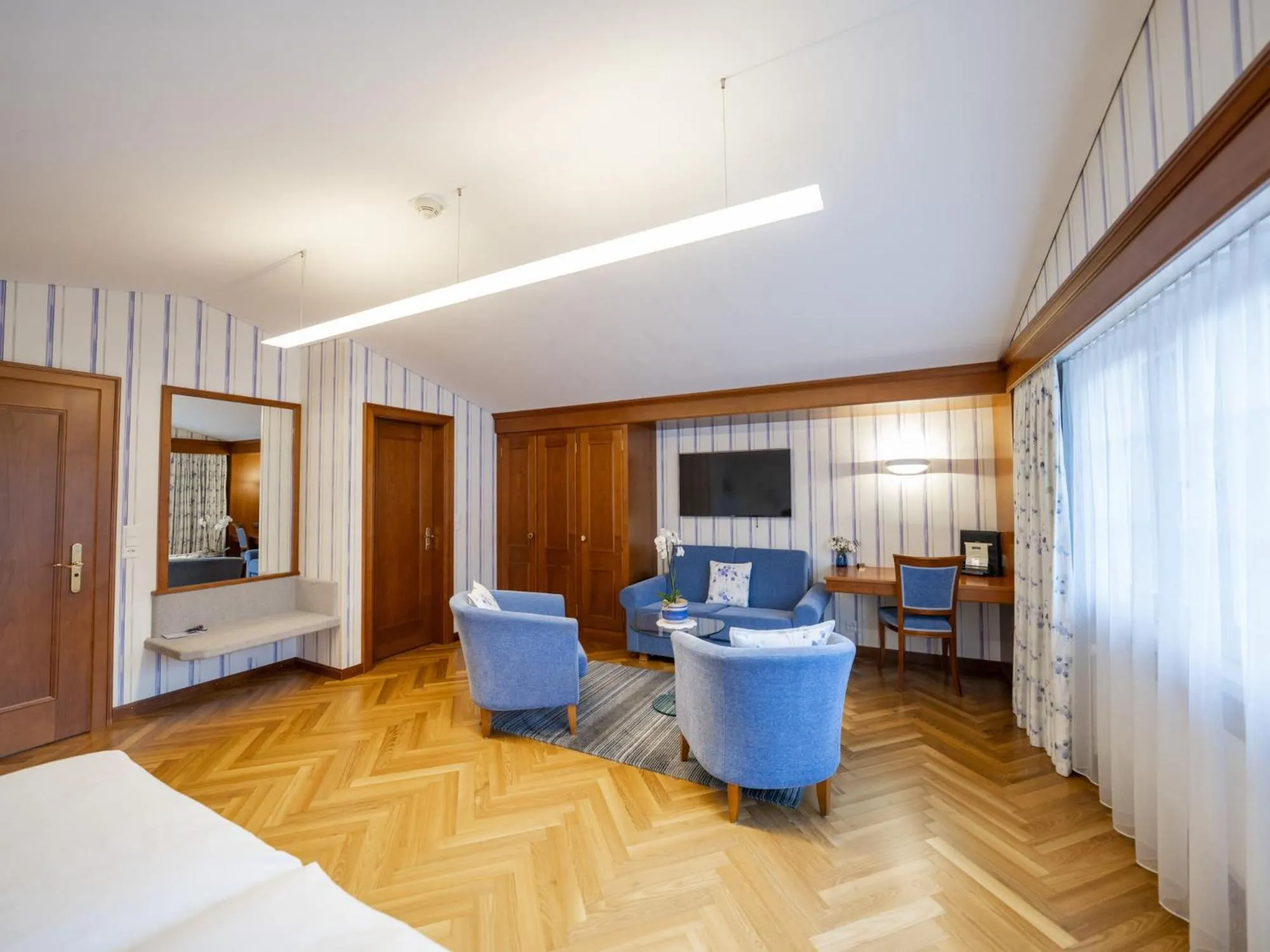 Seating area, Bed in Hotel Hecht