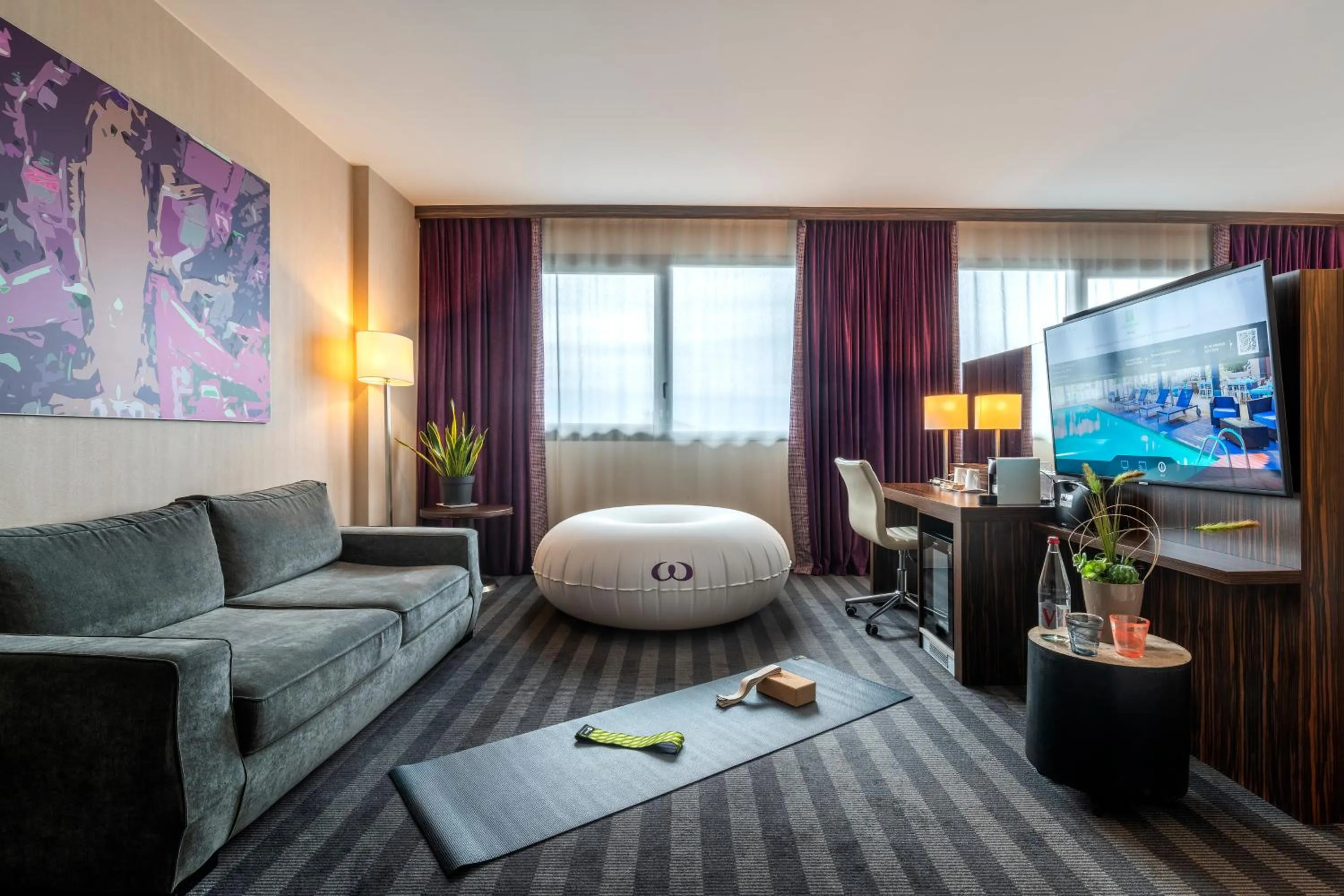 Photo of the whole room in Holiday Inn Toulouse Airport by IHG