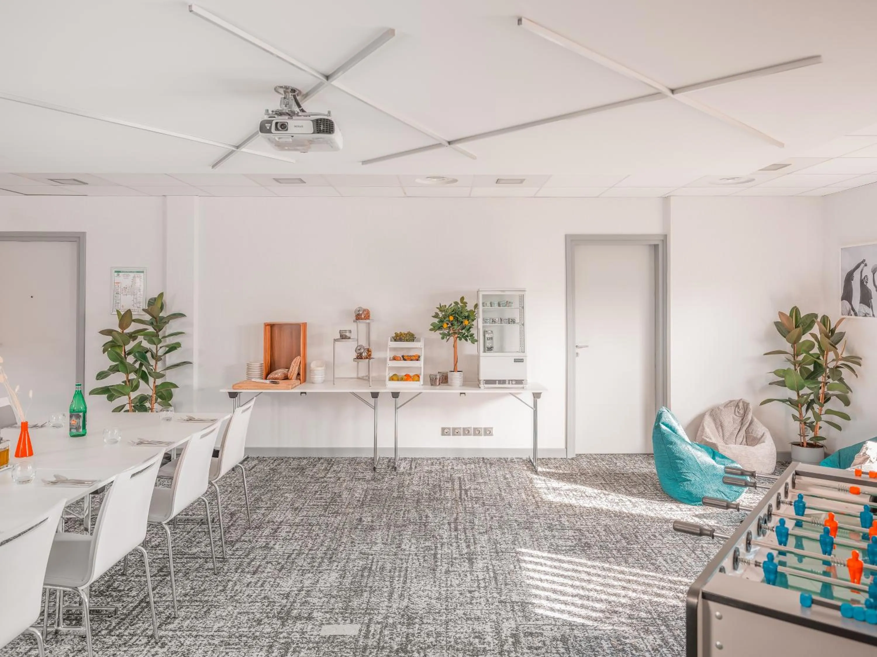 Meeting/conference room in Holiday Inn Toulouse Airport by IHG