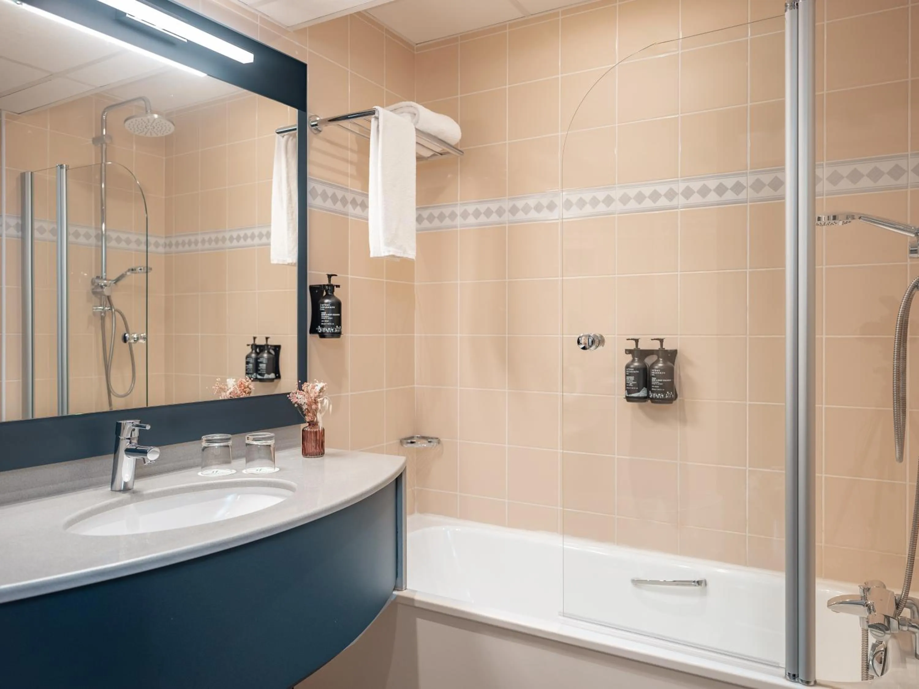 Bathroom in Holiday Inn Toulouse Airport by IHG