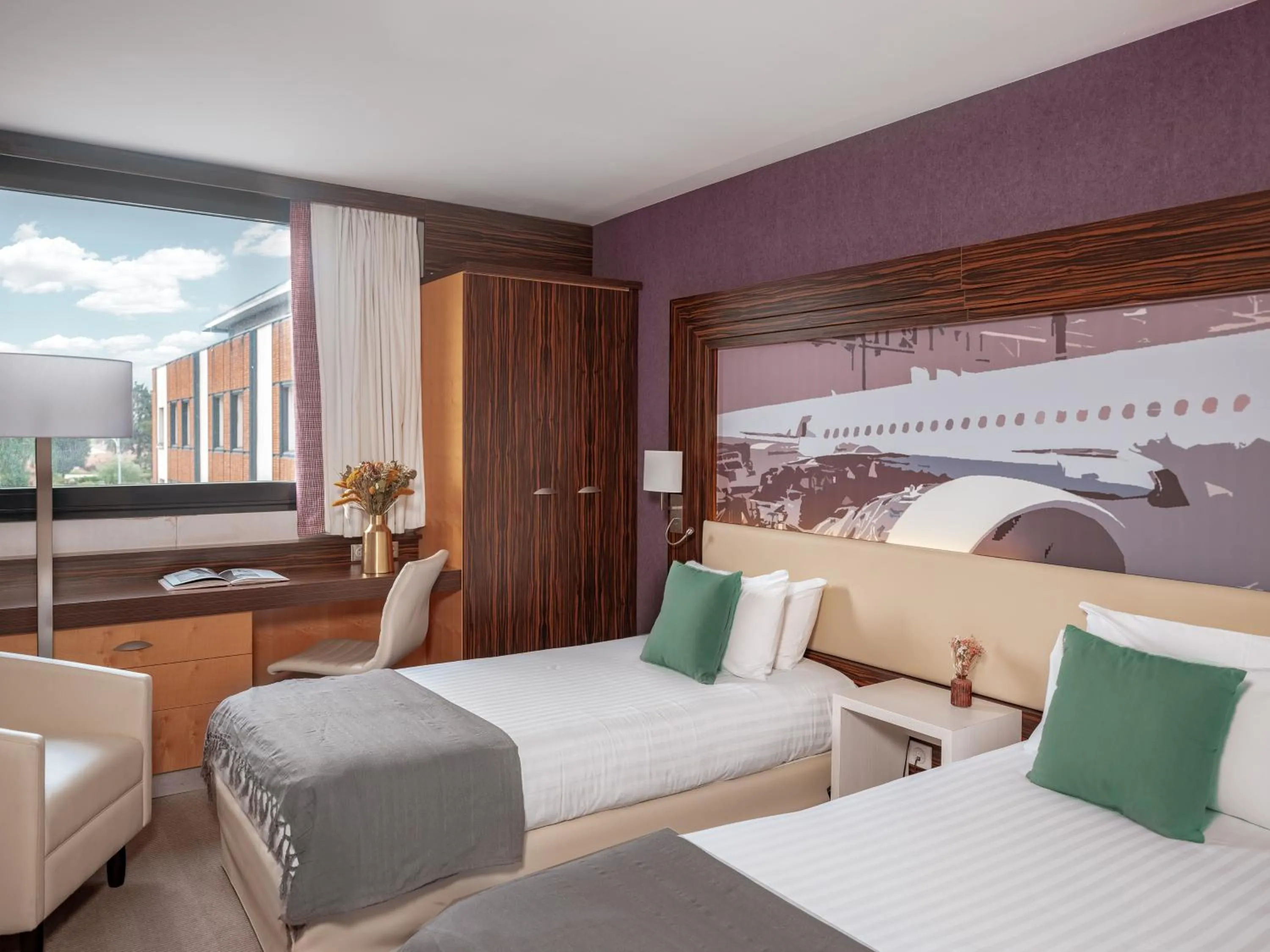 Bedroom, Bed in Holiday Inn Toulouse Airport by IHG