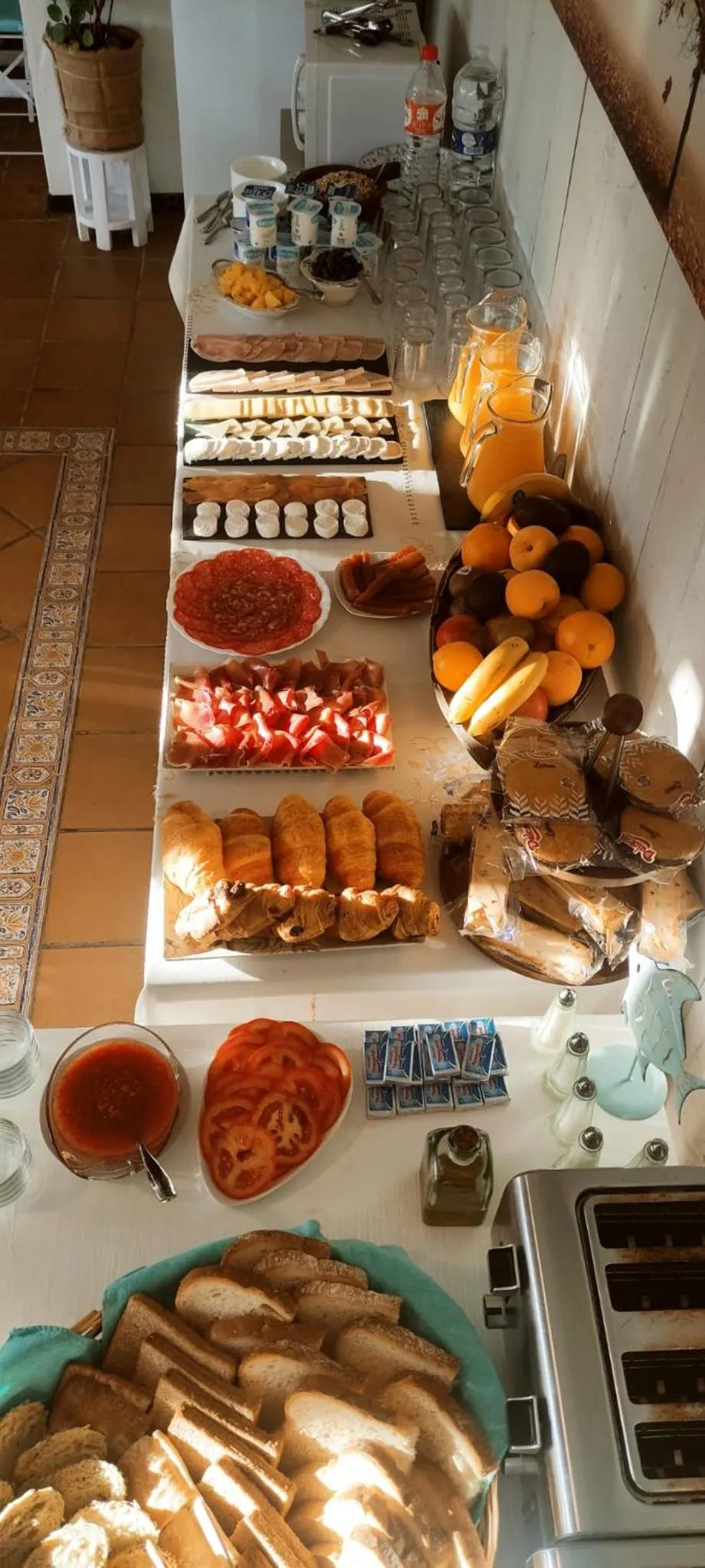 Breakfast in La Joyuca Del Pas