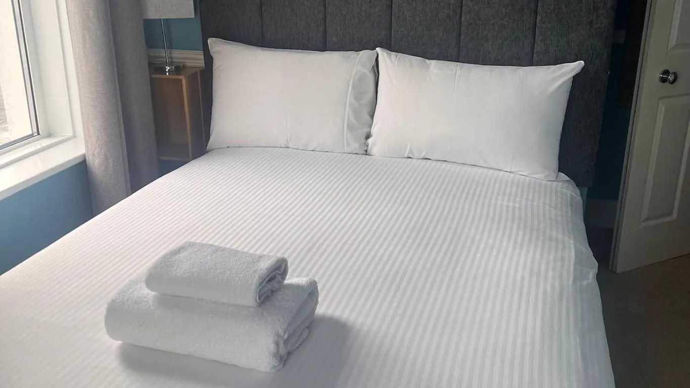 Bed in Pentire Newquay Cornwall Hotel