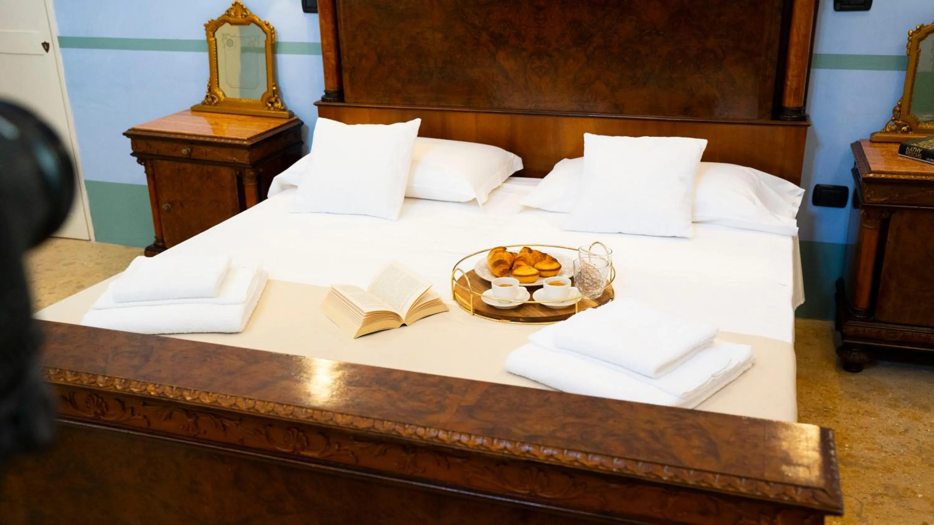 Bed in Palazzo Insula