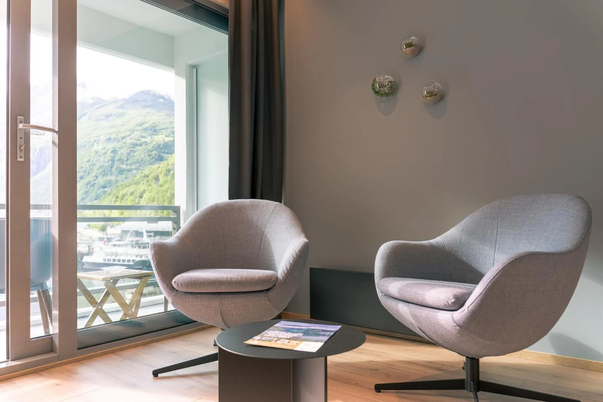 Seating area in Havila Hotel Geiranger