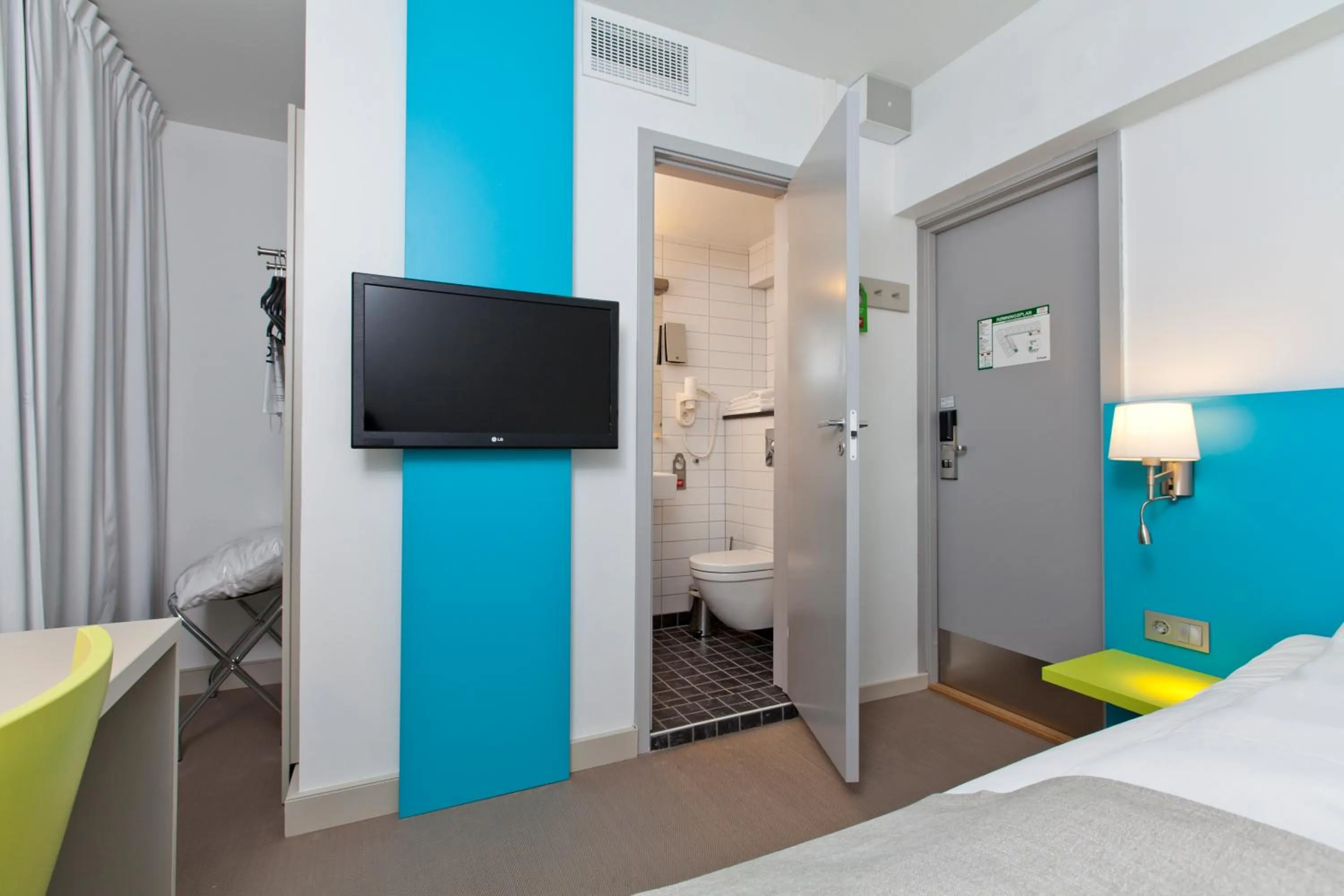 TV and multimedia, Bed in Thon Hotel Munch