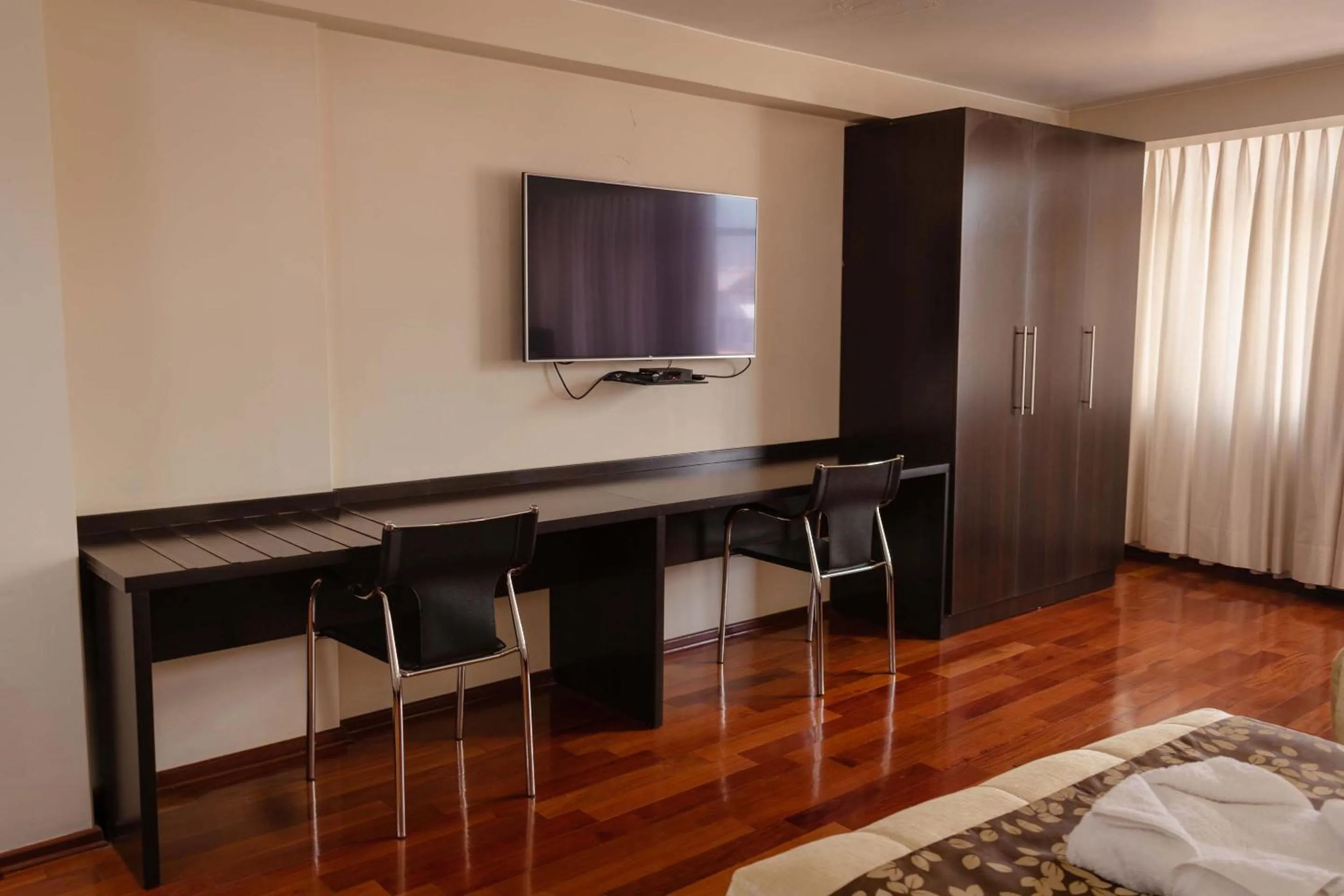 TV and multimedia, Bed in Group House Apart Hotel