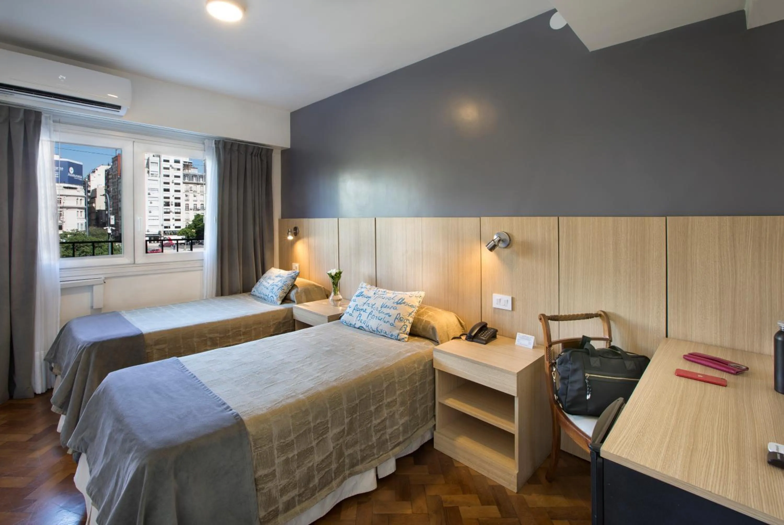 Bedroom, Bed in Embajador Hotel