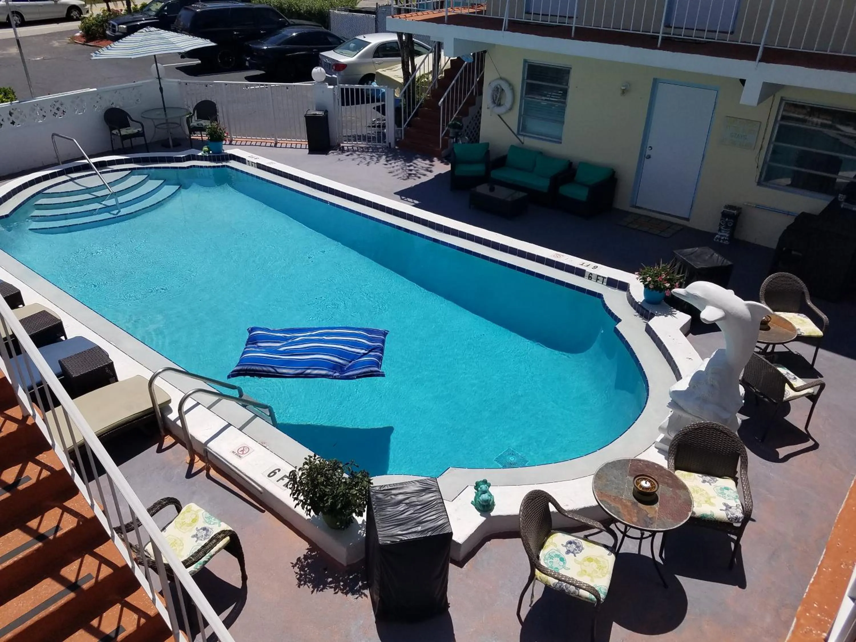 Swimming pool in Ashley Brooke Beach Resort