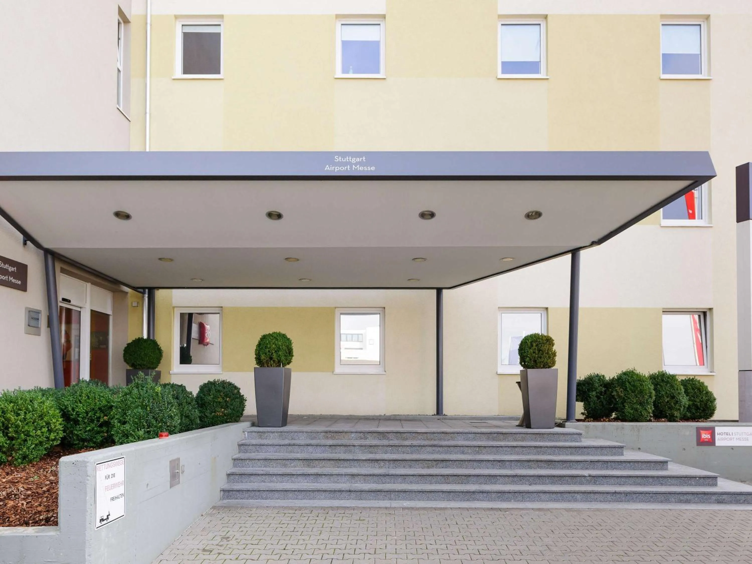 Property building in ibis Stuttgart Airport Messe