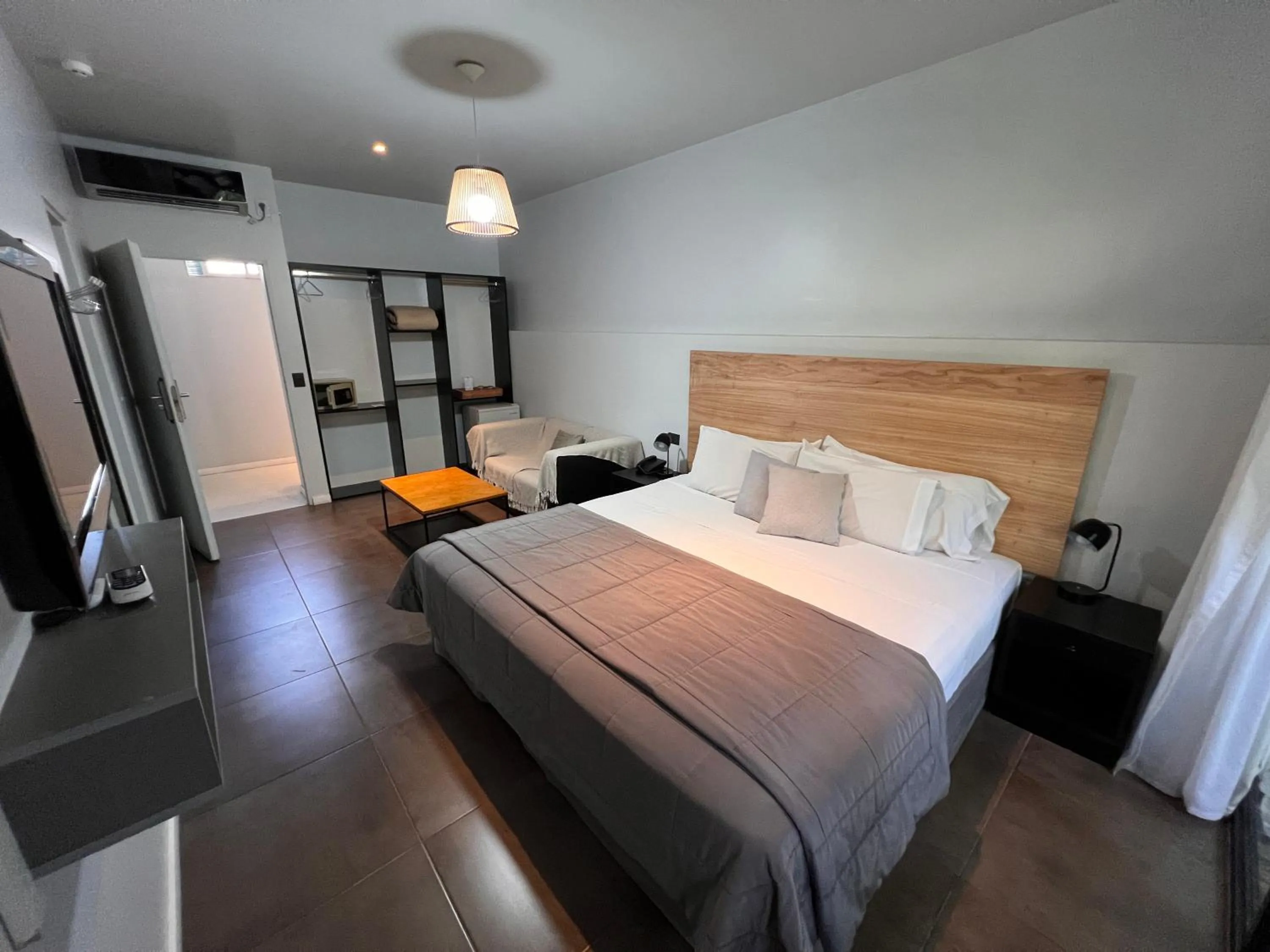 Other, Bed in 5411 Soho Hotel