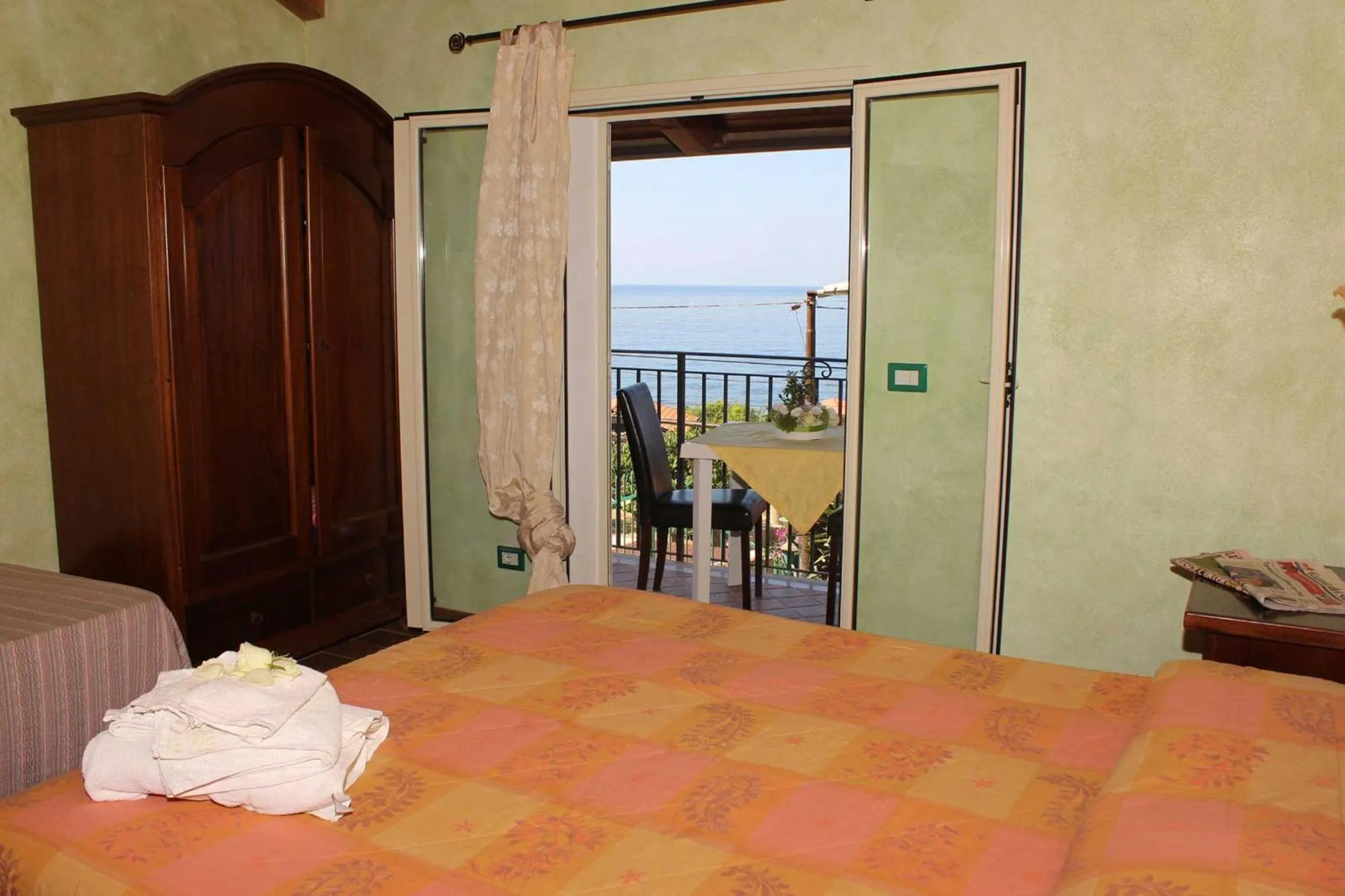 Bed in Villa Paladino - B&B e Guest House