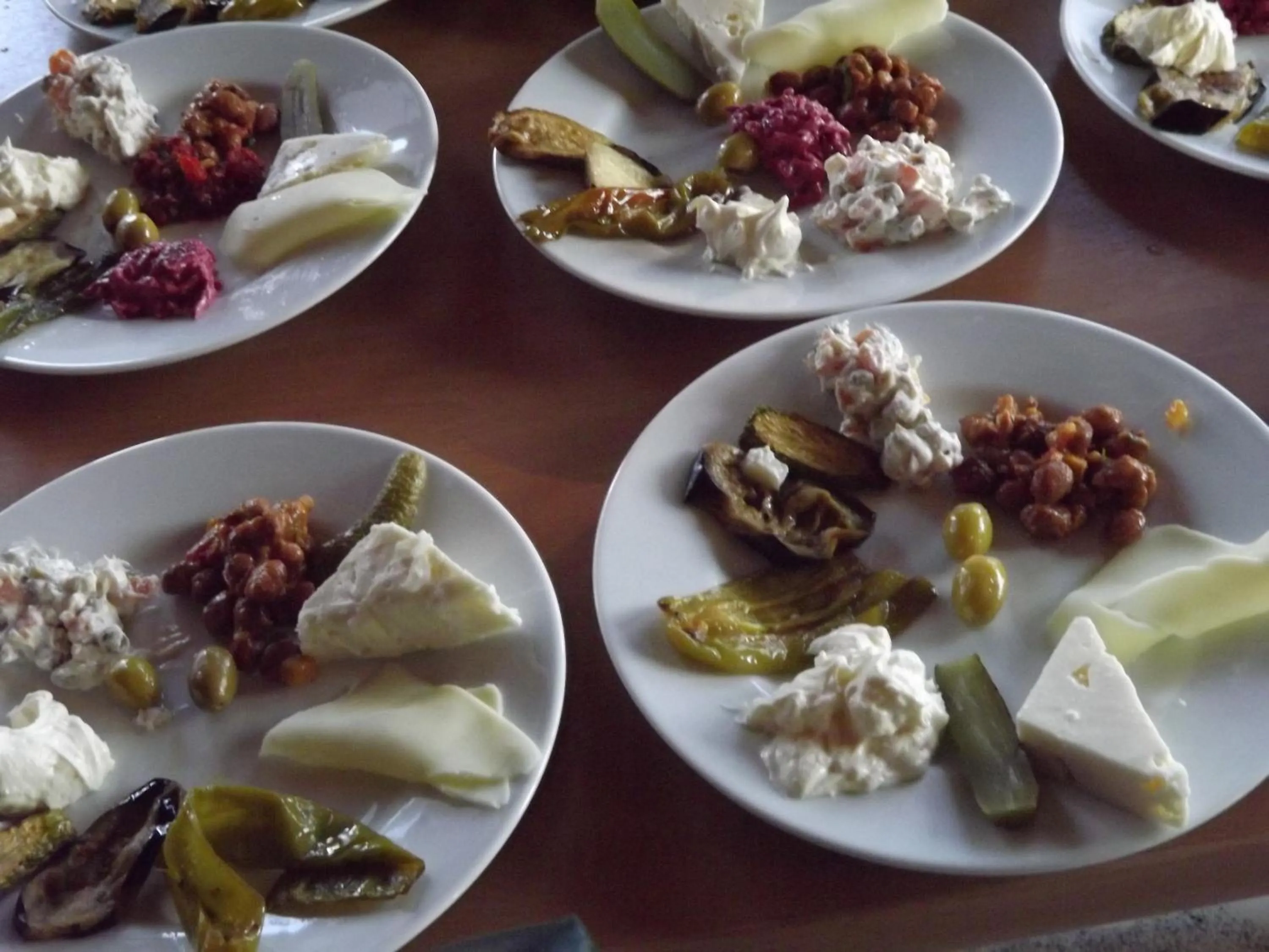 Restaurant/places to eat in Hamsilos Apart Hotel