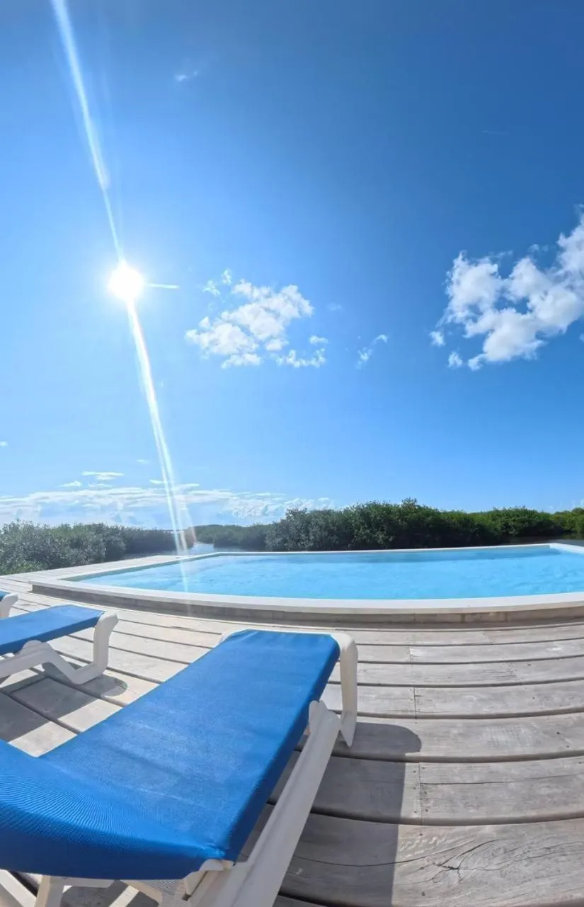 Pool view in Bella Vista Resort Belize