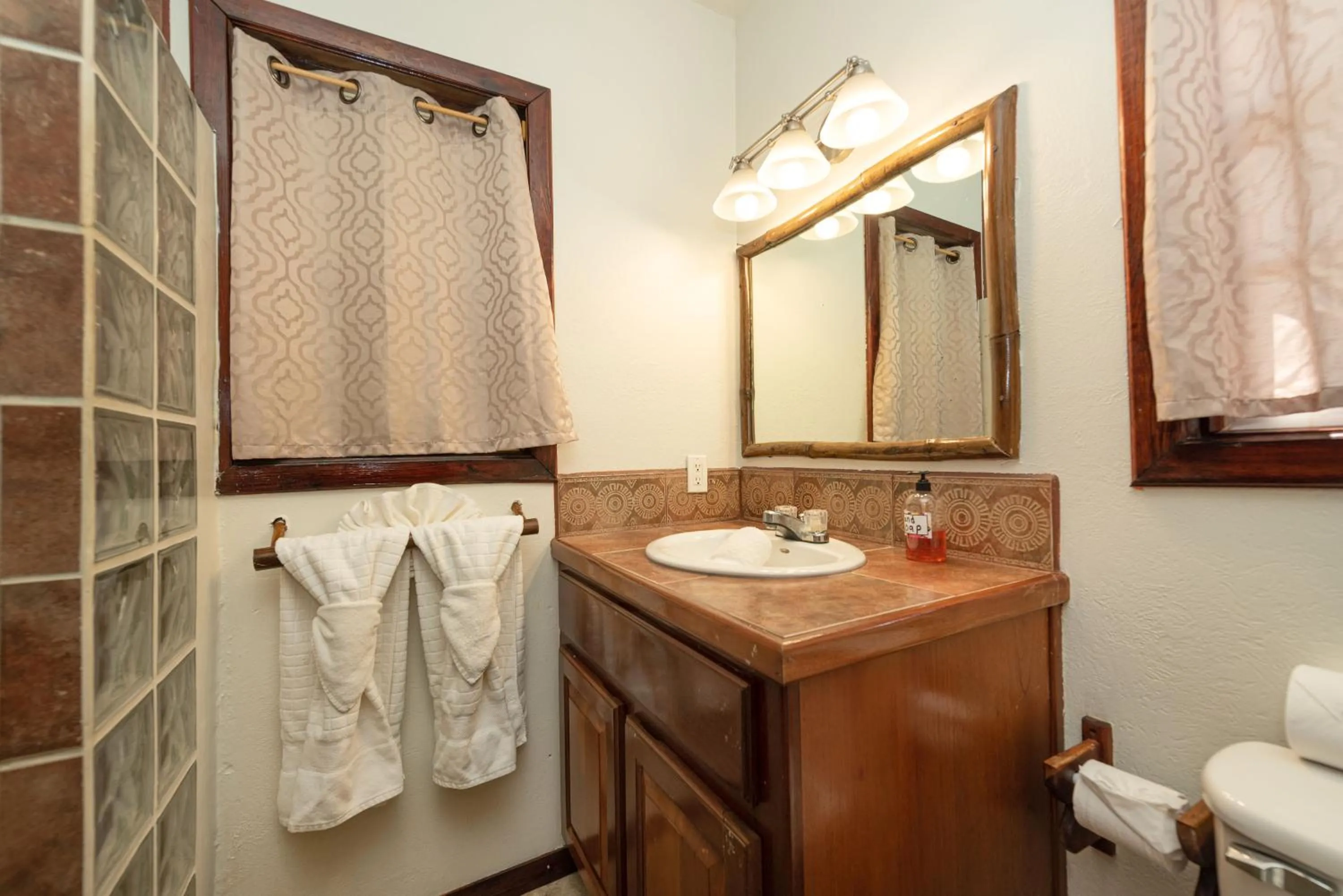 Bathroom in Bella Vista Resort Belize