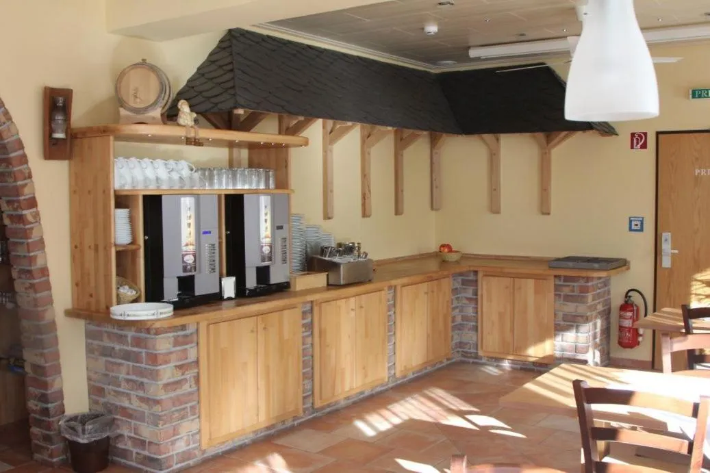 Restaurant/places to eat in Pension Walddorf