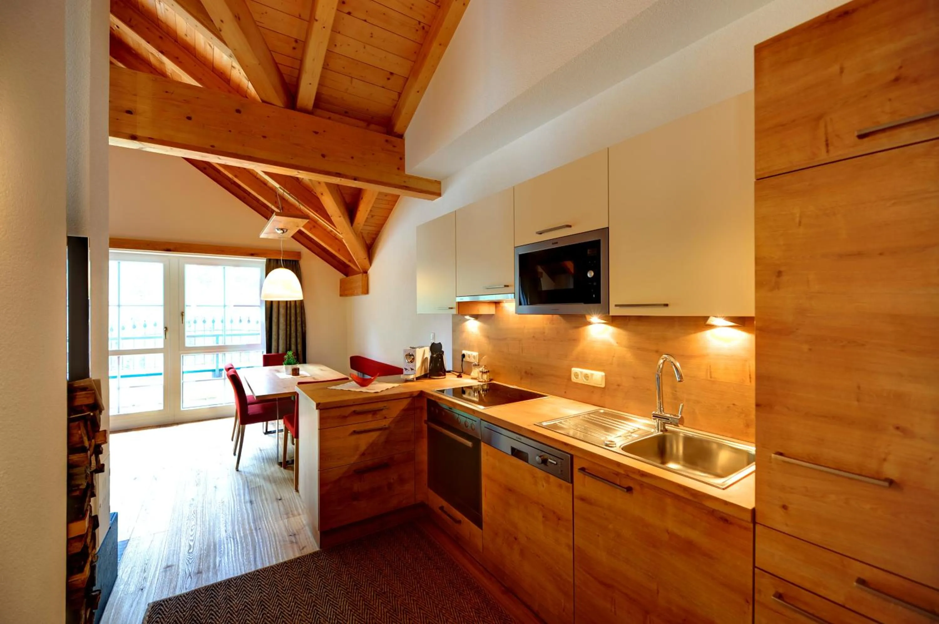 Kitchen or kitchenette in Hotel Dorfstadl