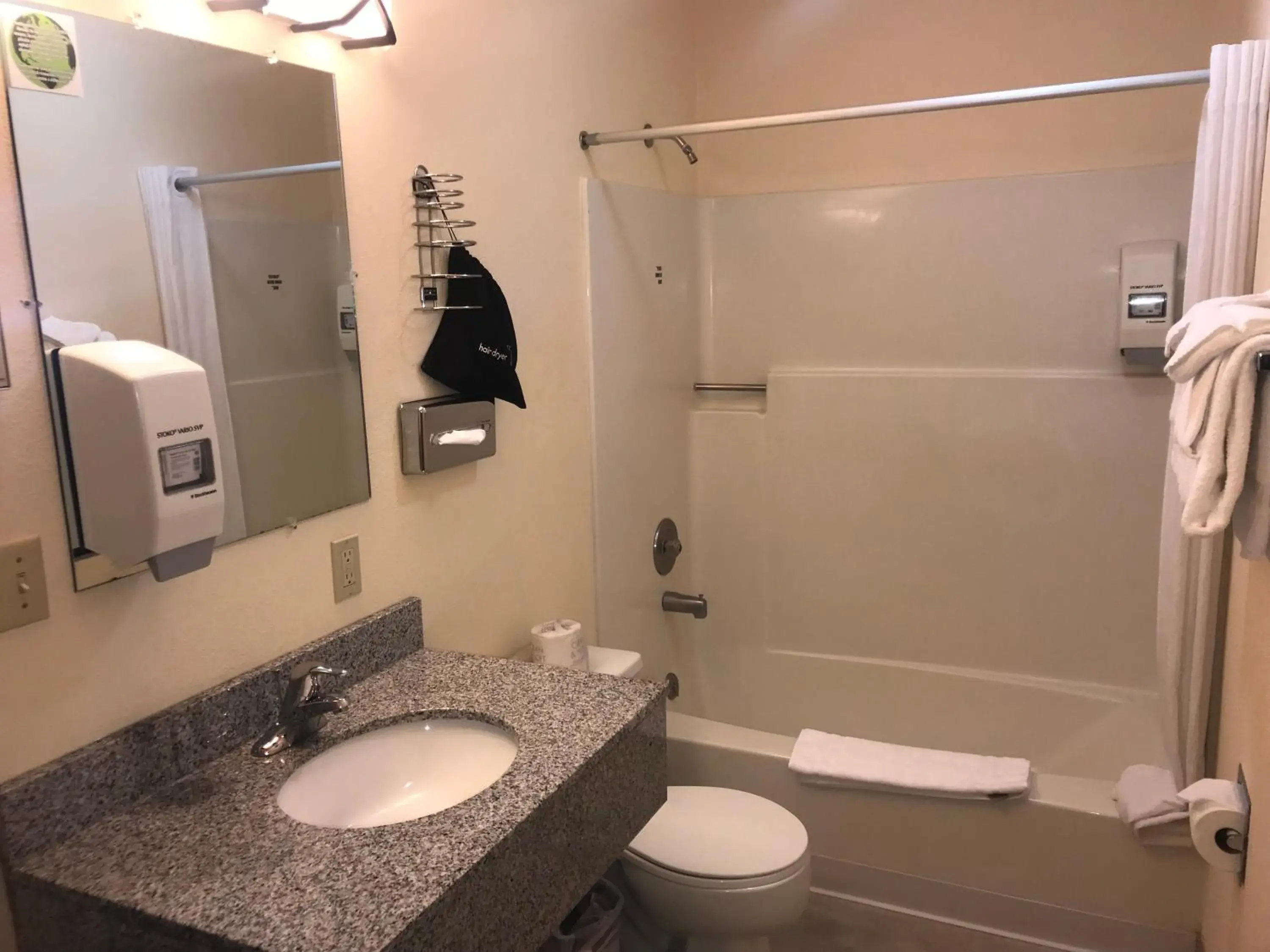Triple Room in City Center Motel Triple Room in City Center Motel
