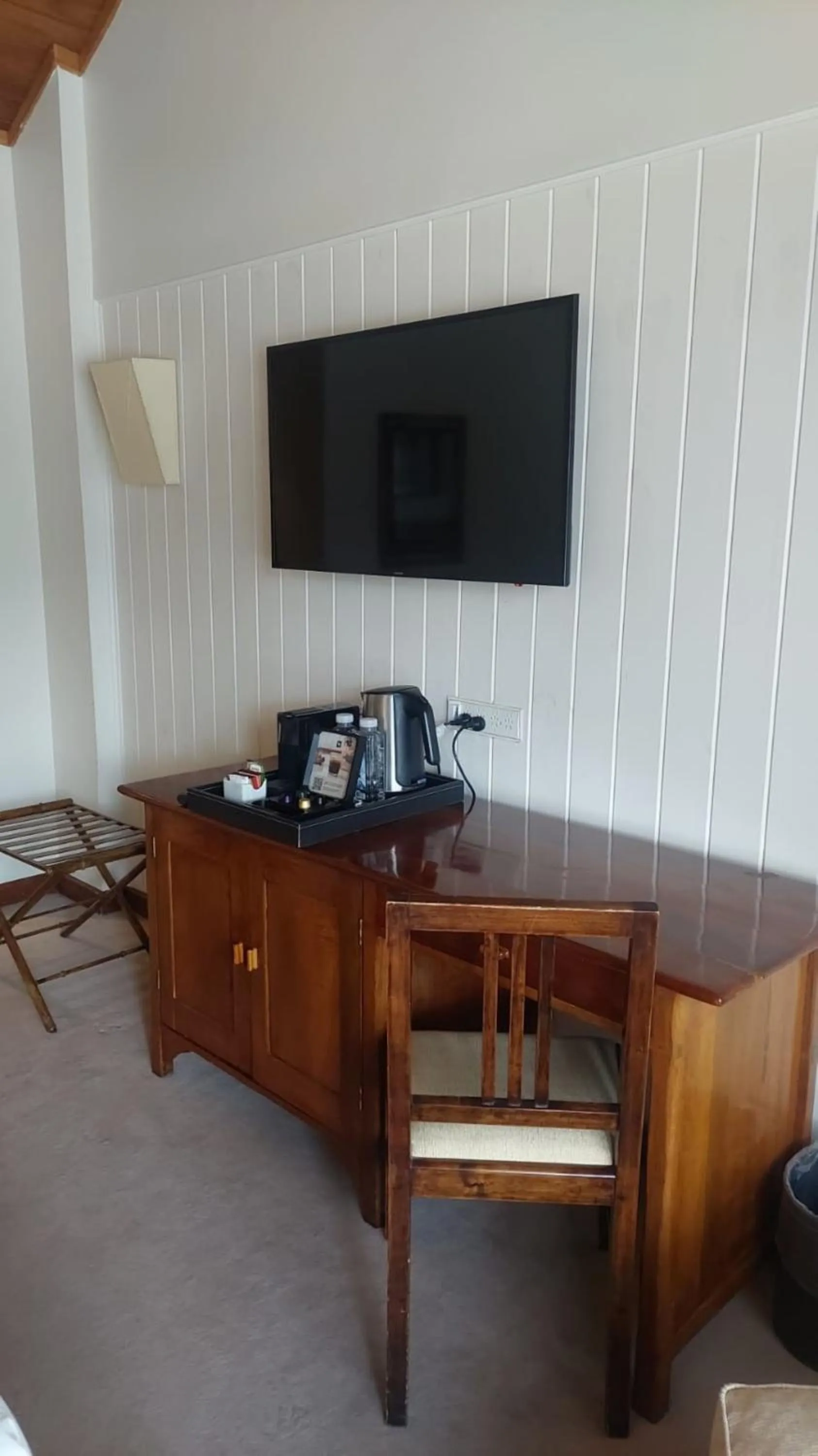 TV and multimedia in Los Cauquenes Resort + Spa + Experiences