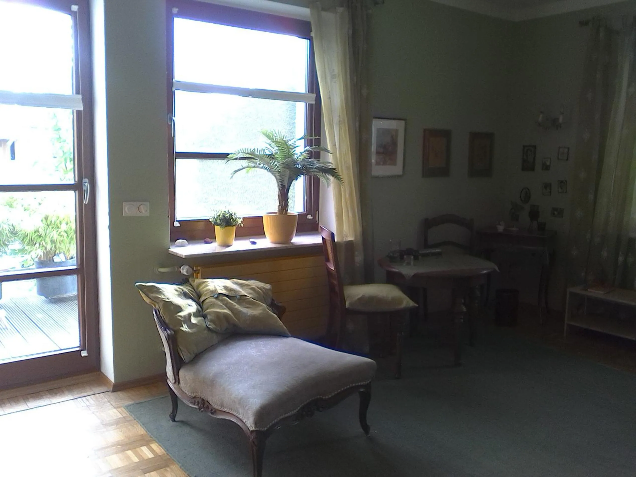 Single Room with Balcony in Messezimmer Nähe Zentrum