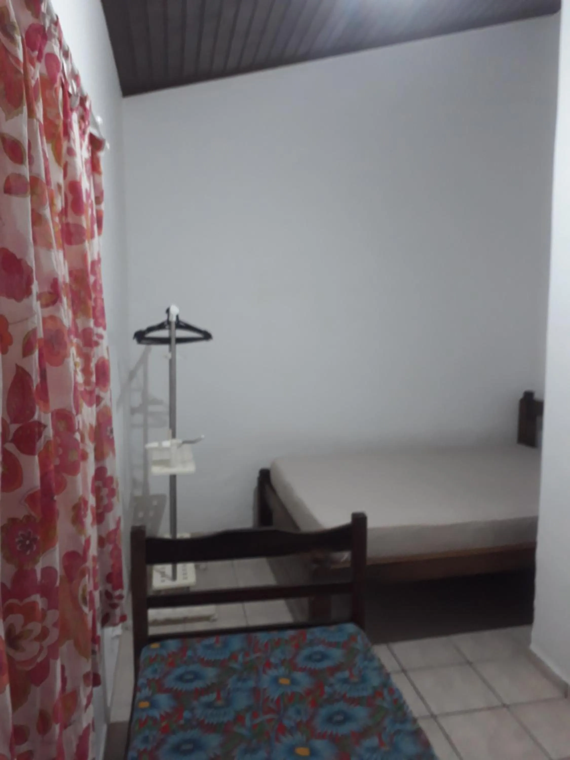 Bedroom, Bed in Aconchego 3 dorms, piscina, churrasq em Condomínio Fechado