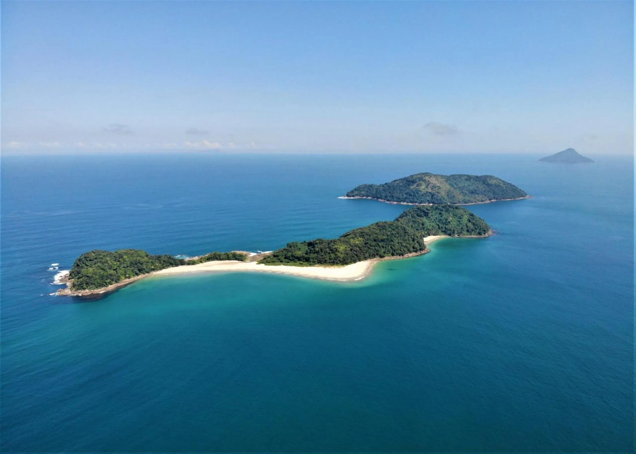 Aconchego 3 dorms, piscina, churrasq em Condomínio Fechado