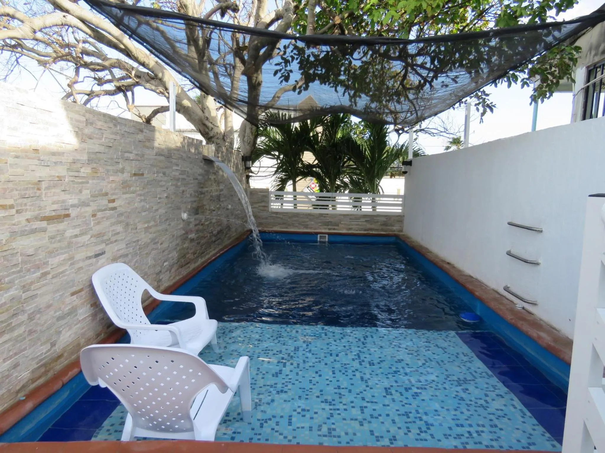 Posada J&J Forbes - 1