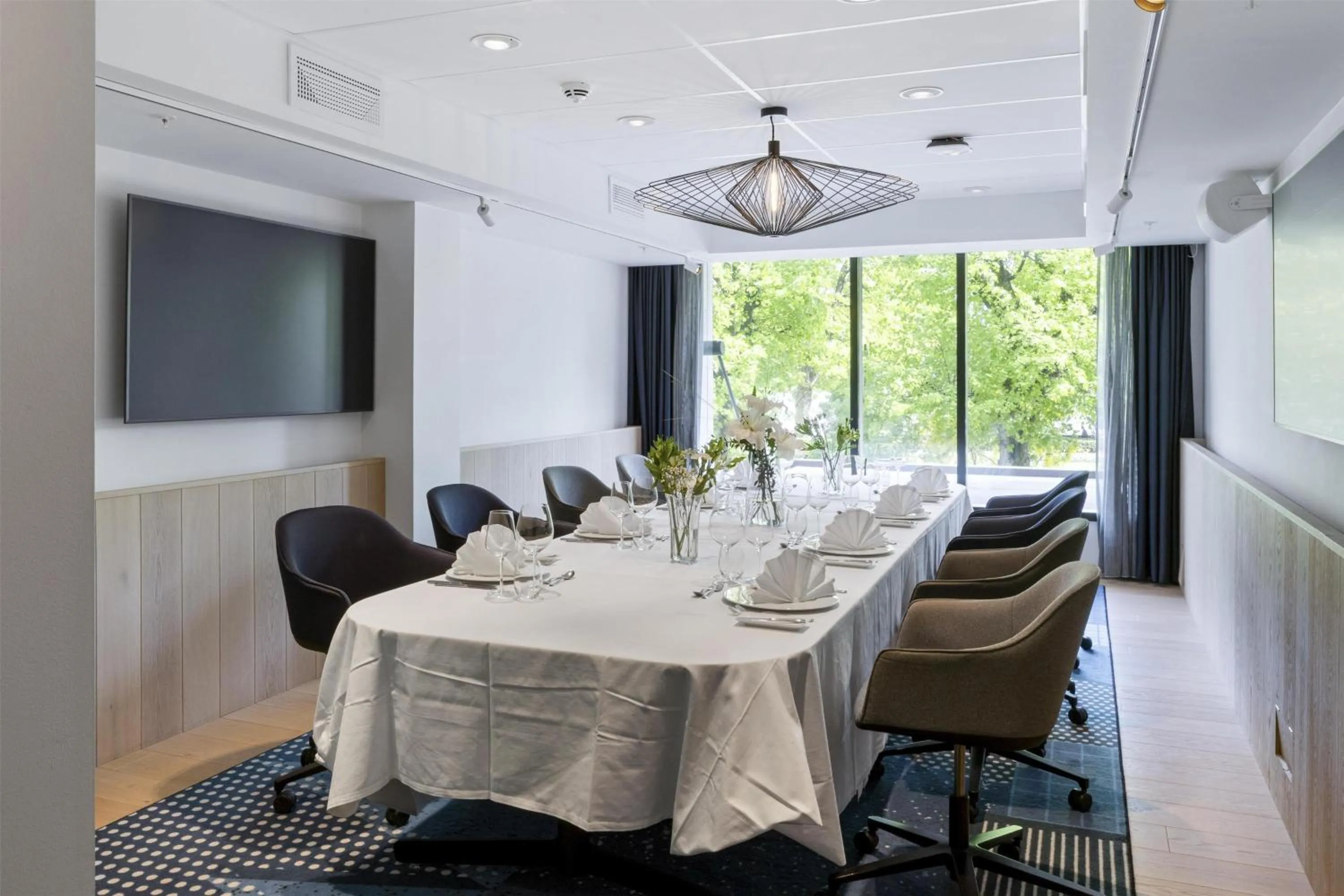 Meeting/conference room in Hotel Norge by Scandic