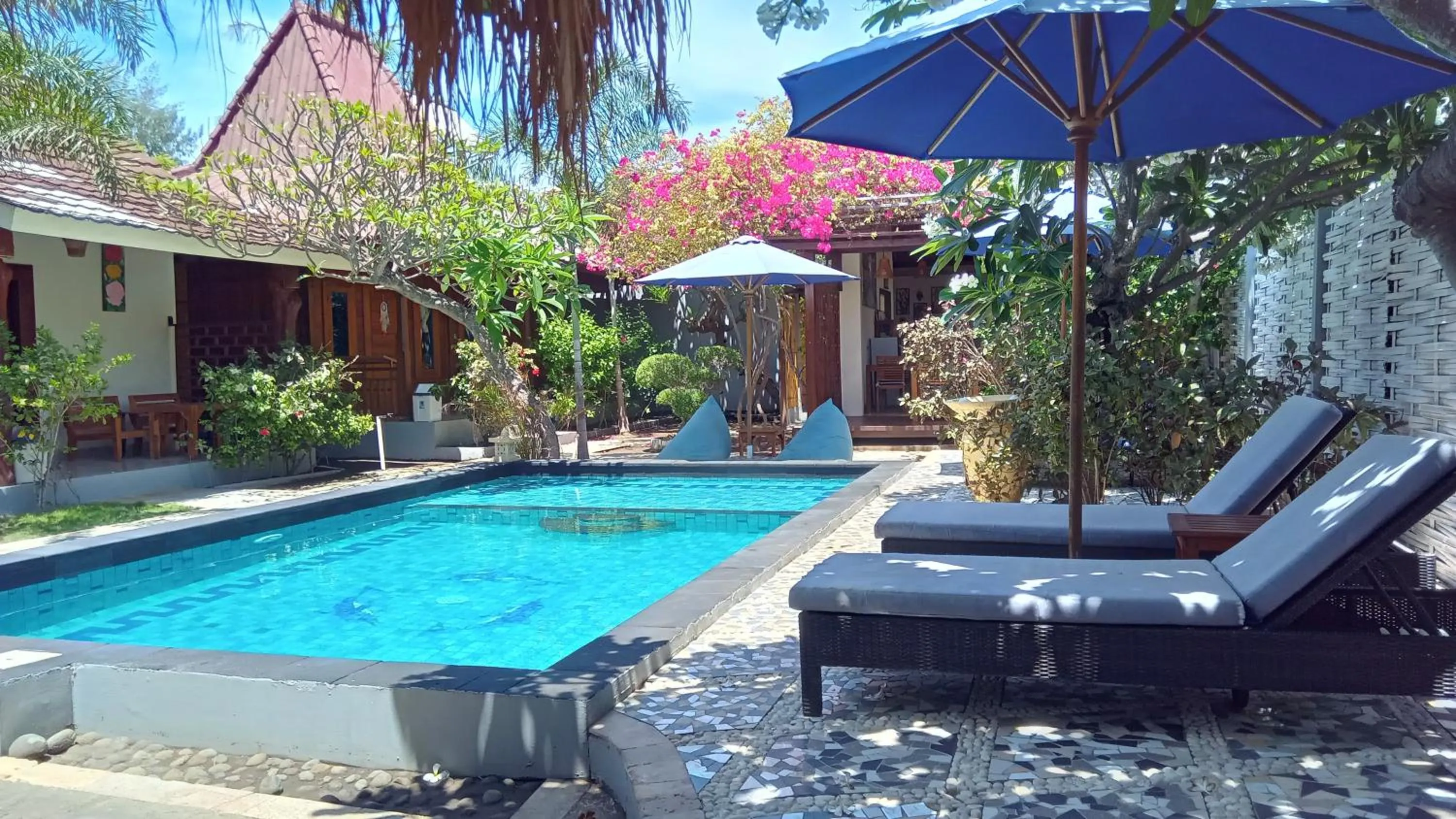 Swimming pool in Villa Kinagu