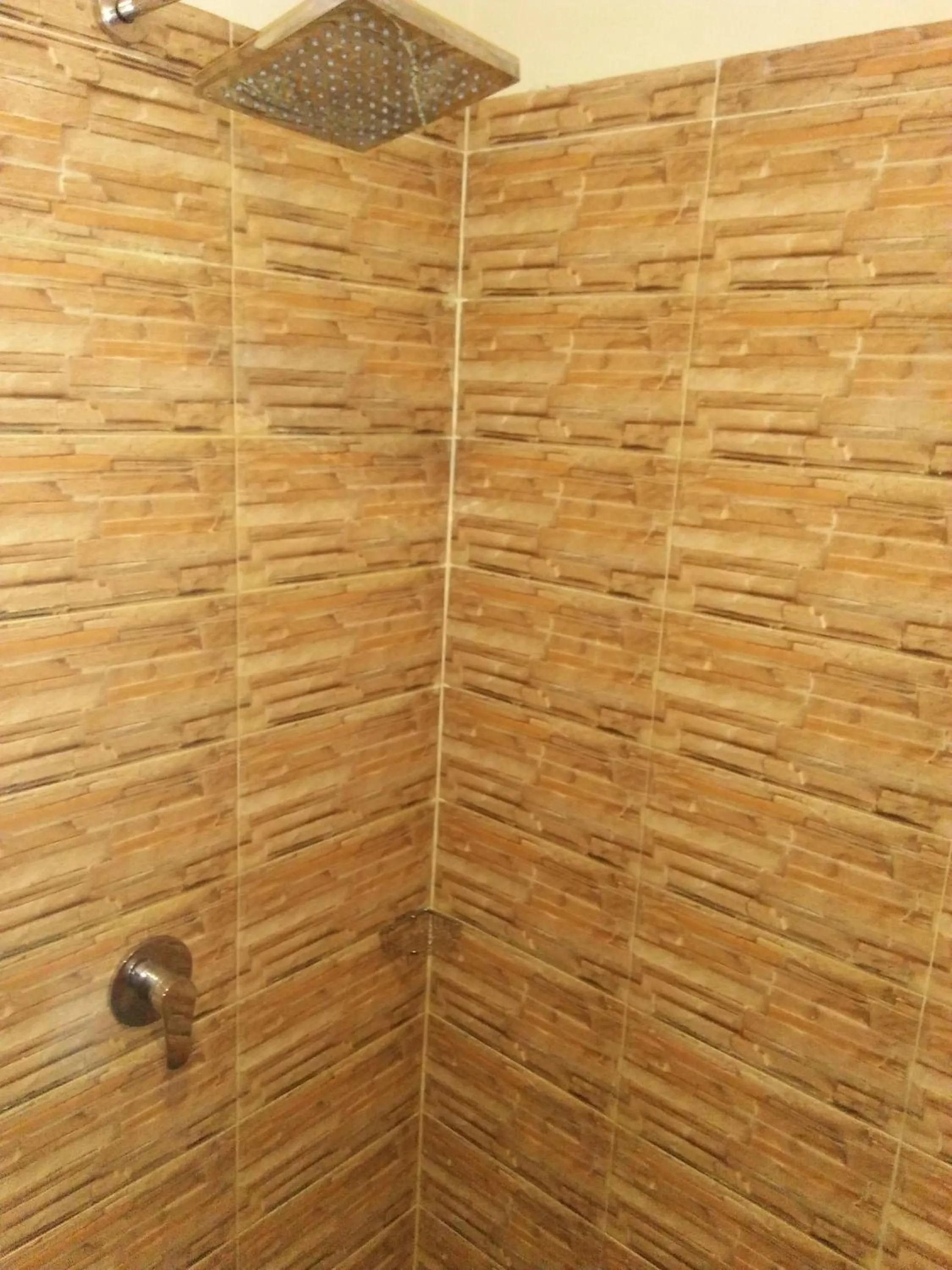 Shower in Villa Kinagu