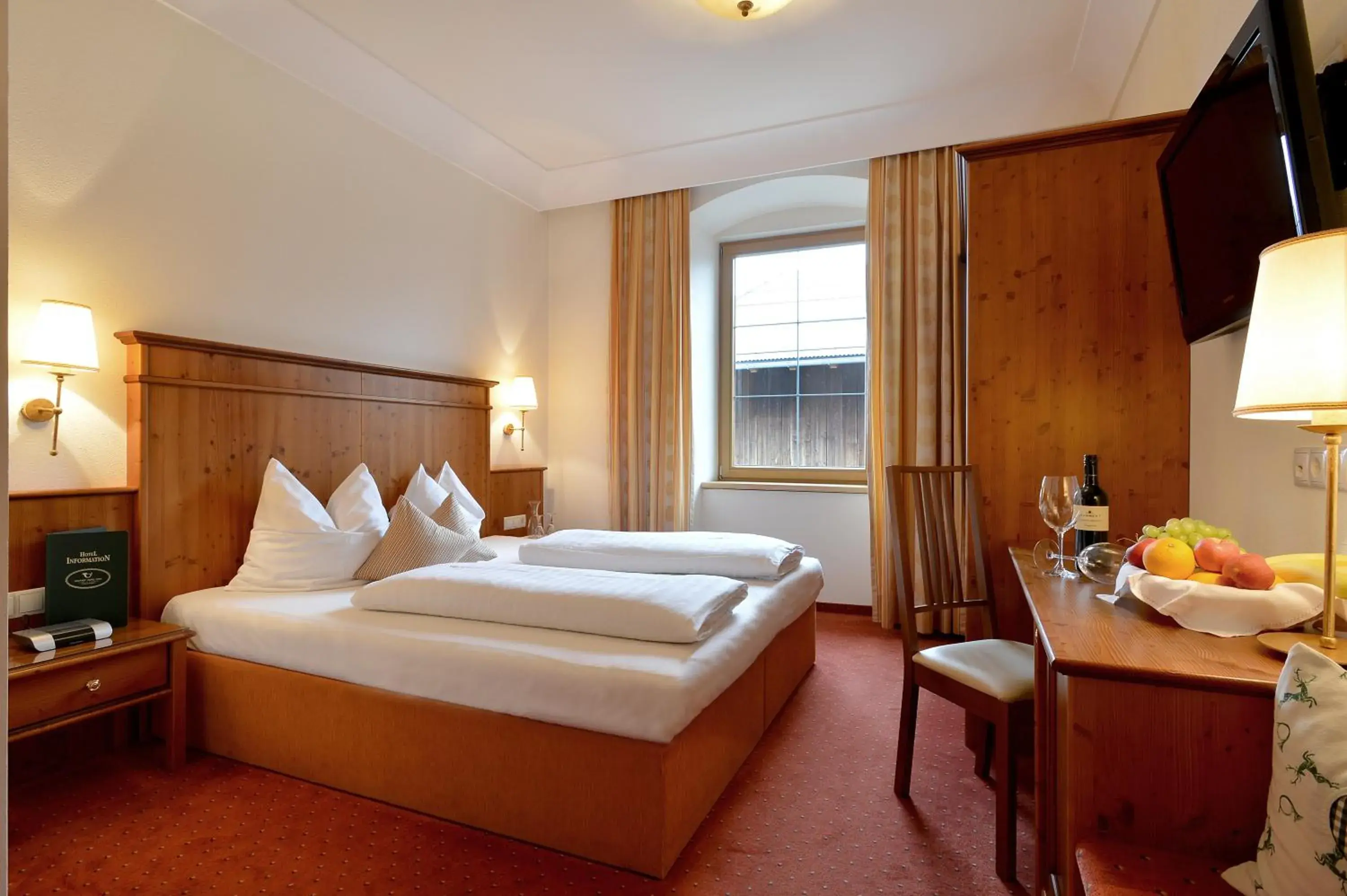 Family Suite (2 Adults + 2 Children) in Gasthof Hotel Post Family Suite (2 Adults + 2 Children) in Gasthof Hotel Post