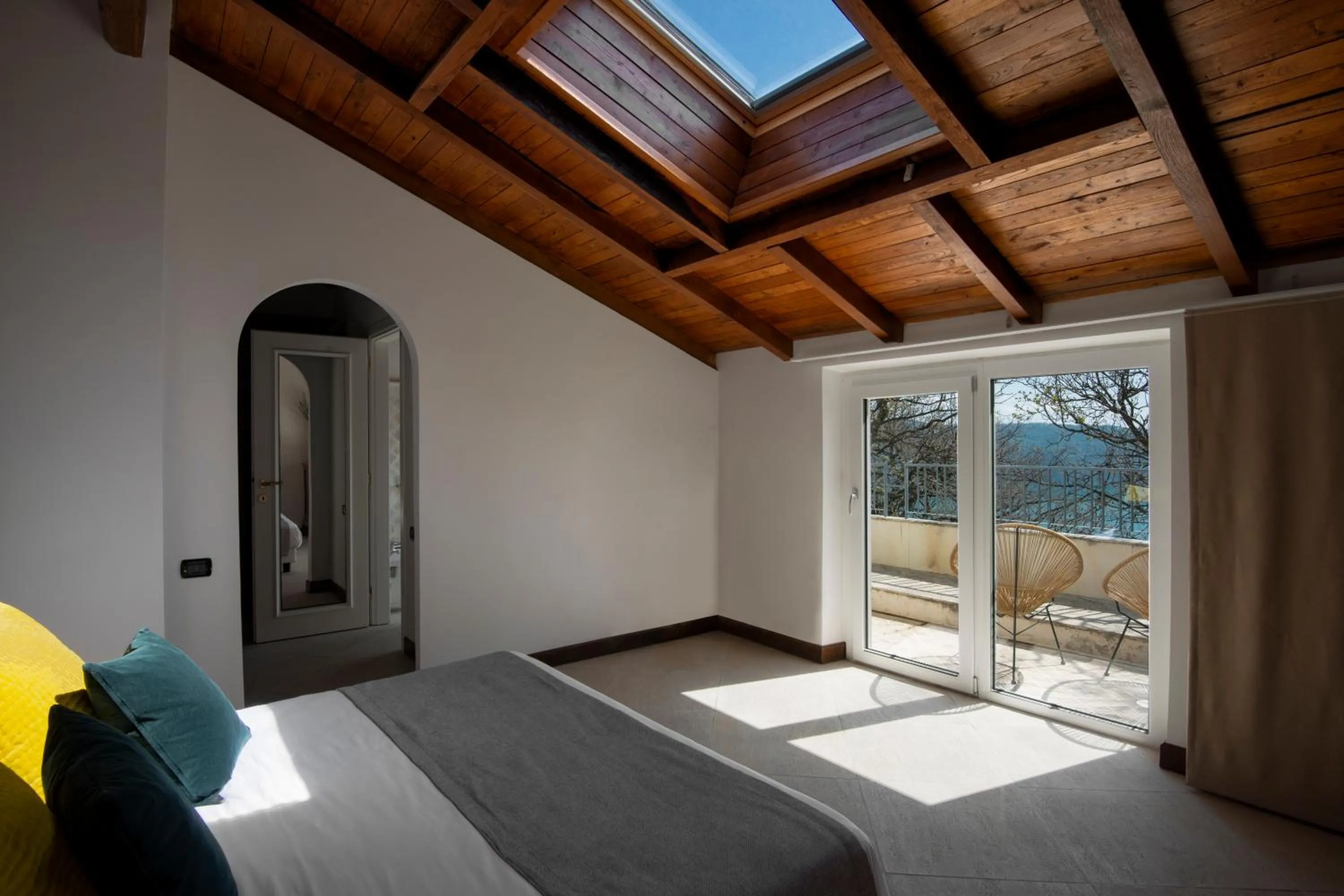 Photo of the whole room, Bed in La Locanda Del Pontefice - Luxury Country House